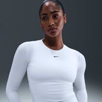 Nike One Fitted