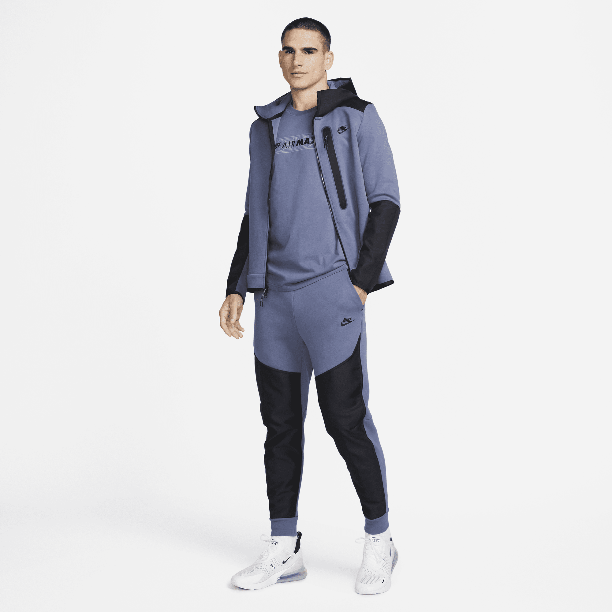 Nike tech jogging clearance suit