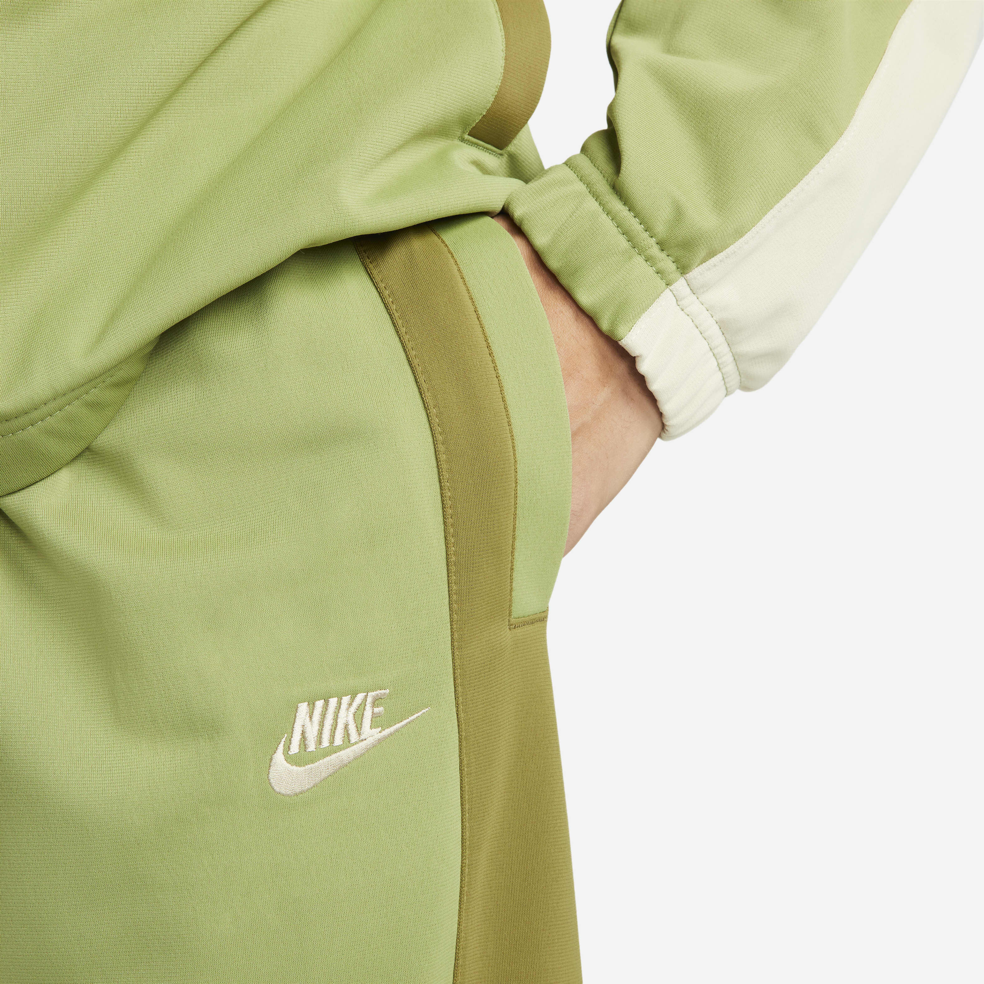 Nike Sportswear Sport Essentials image number 4