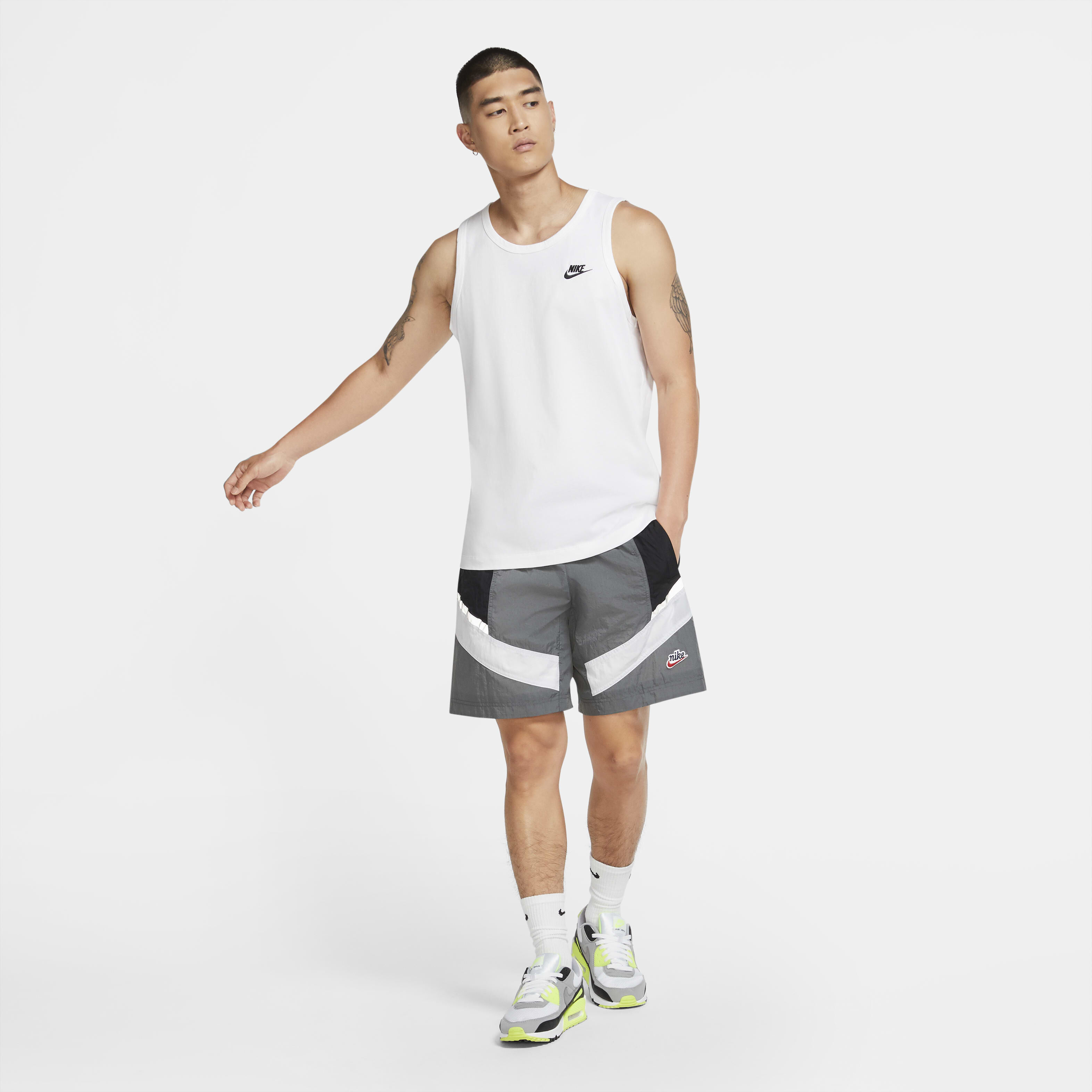 نايكي سبورتسوير كلوب image number 3