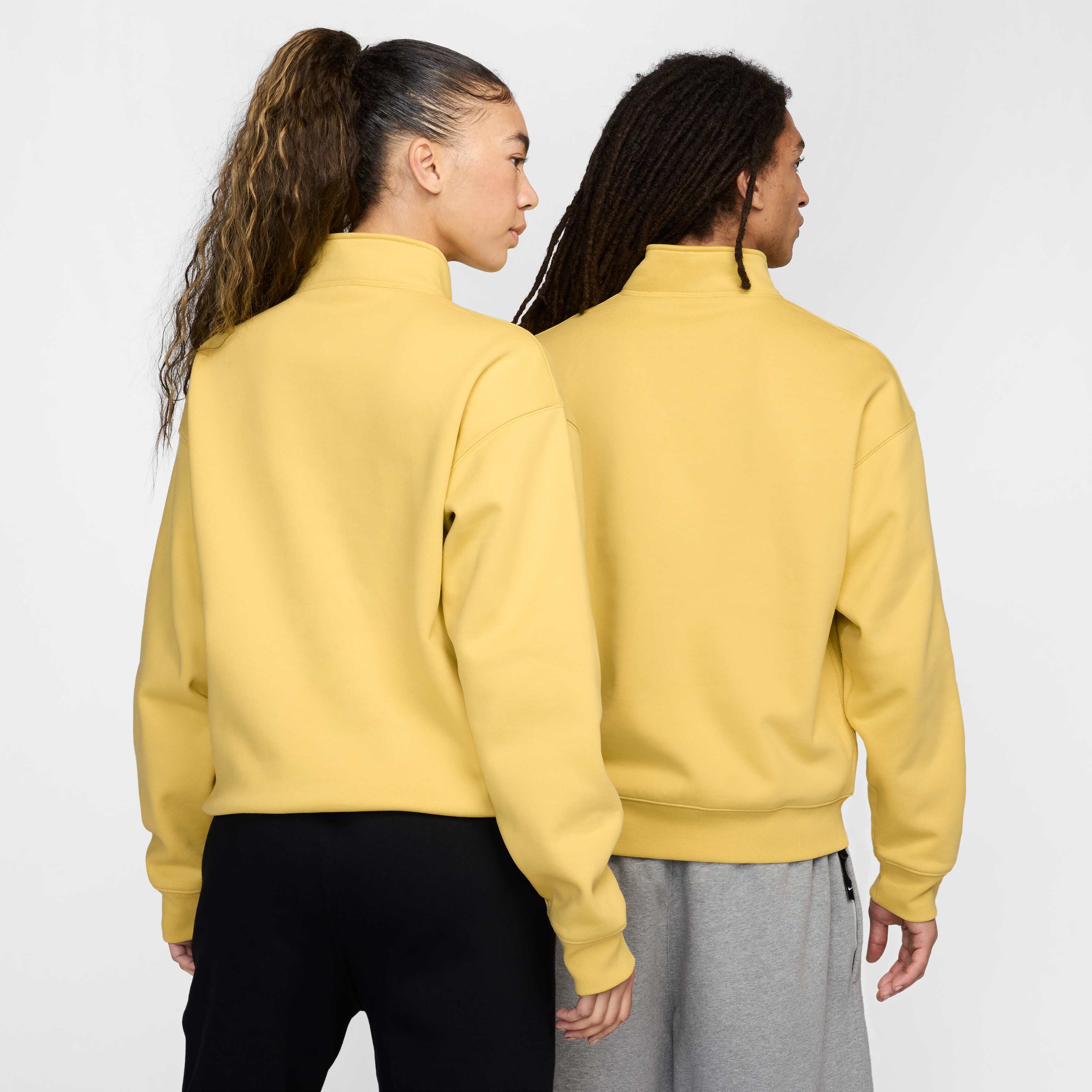 Nike Solo Swoosh image number 1