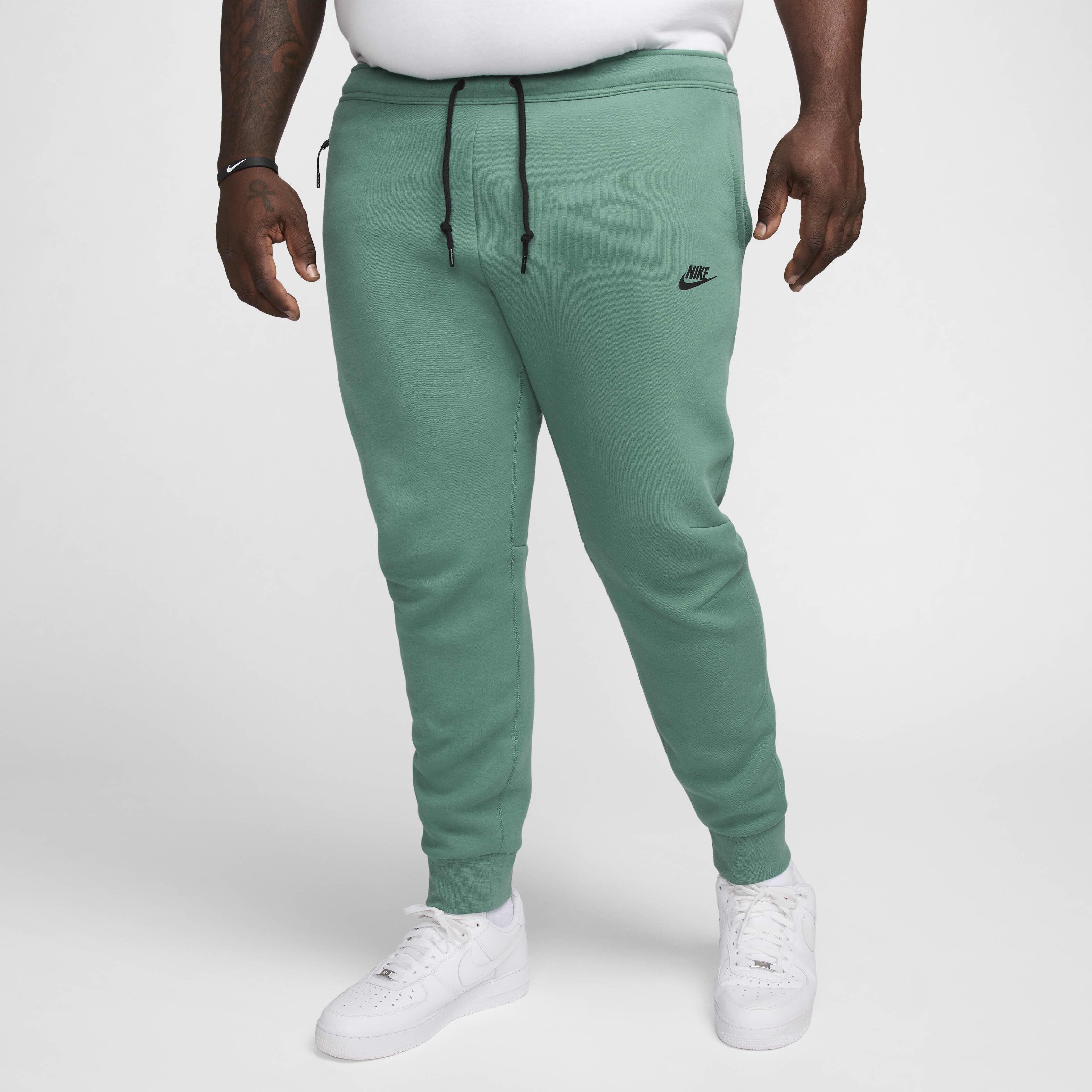 Nike dark green sweatpants outlet