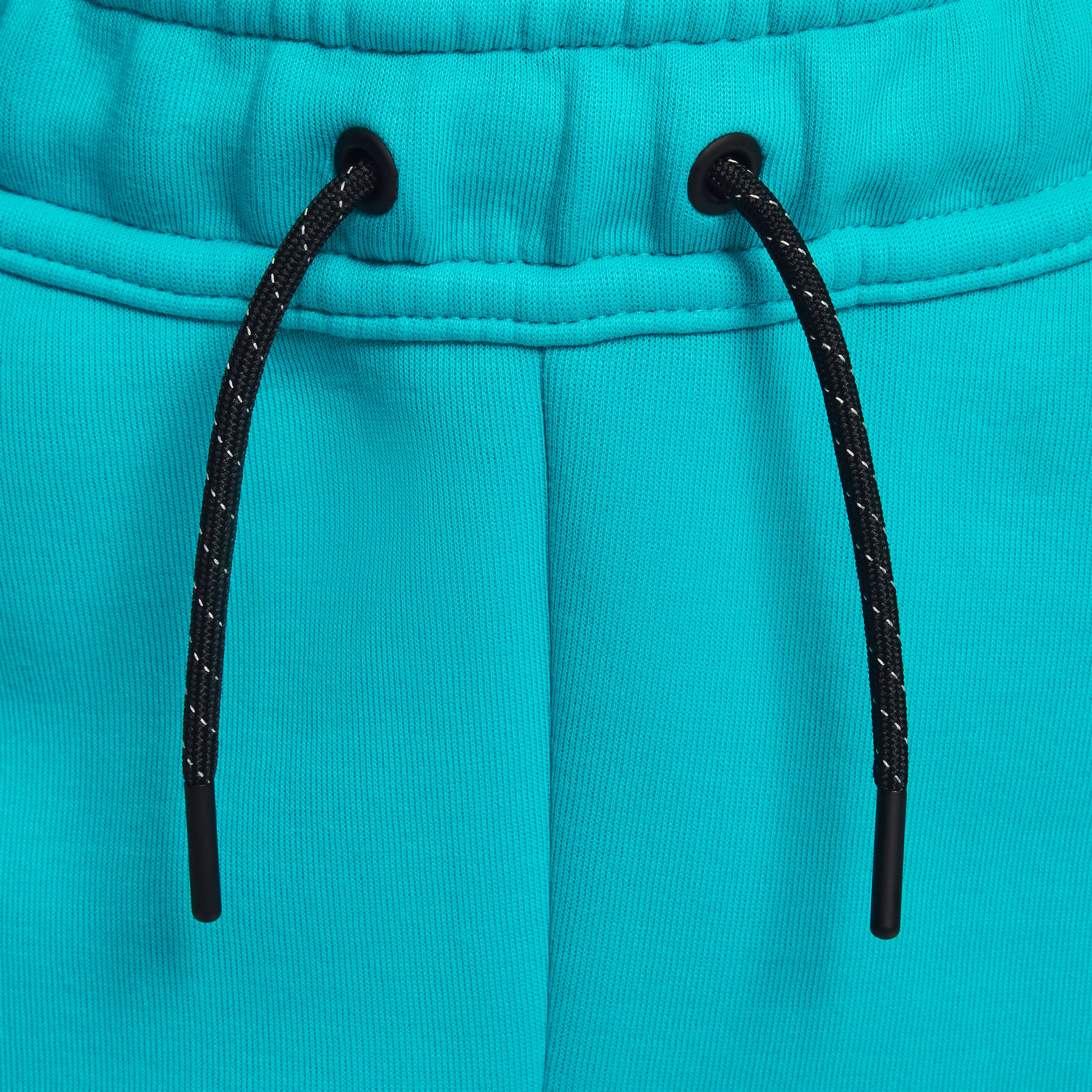 Nike Sportswear Tech Fleece image number 2