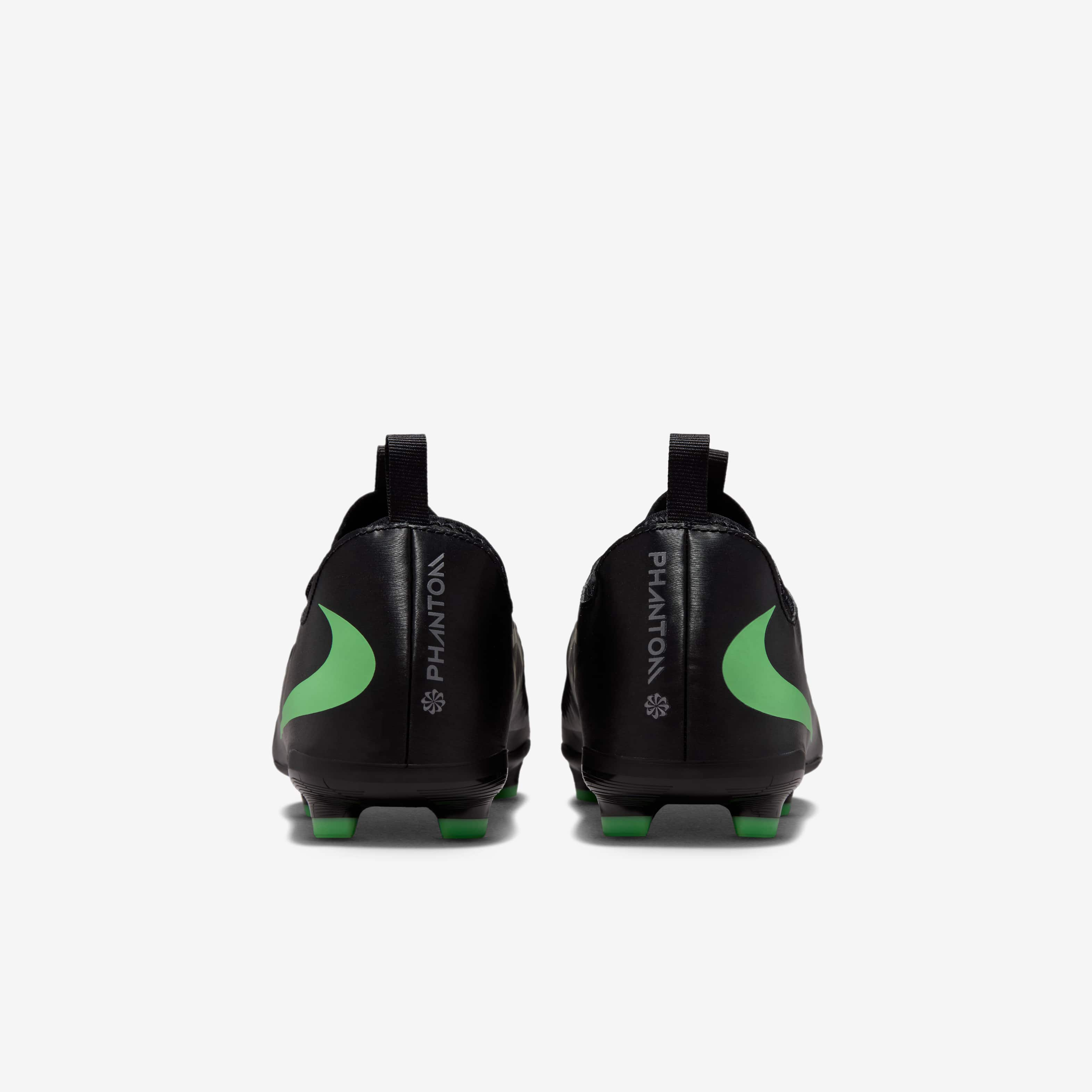 Nike Jr. Phantom 6 Low Academy image number 5