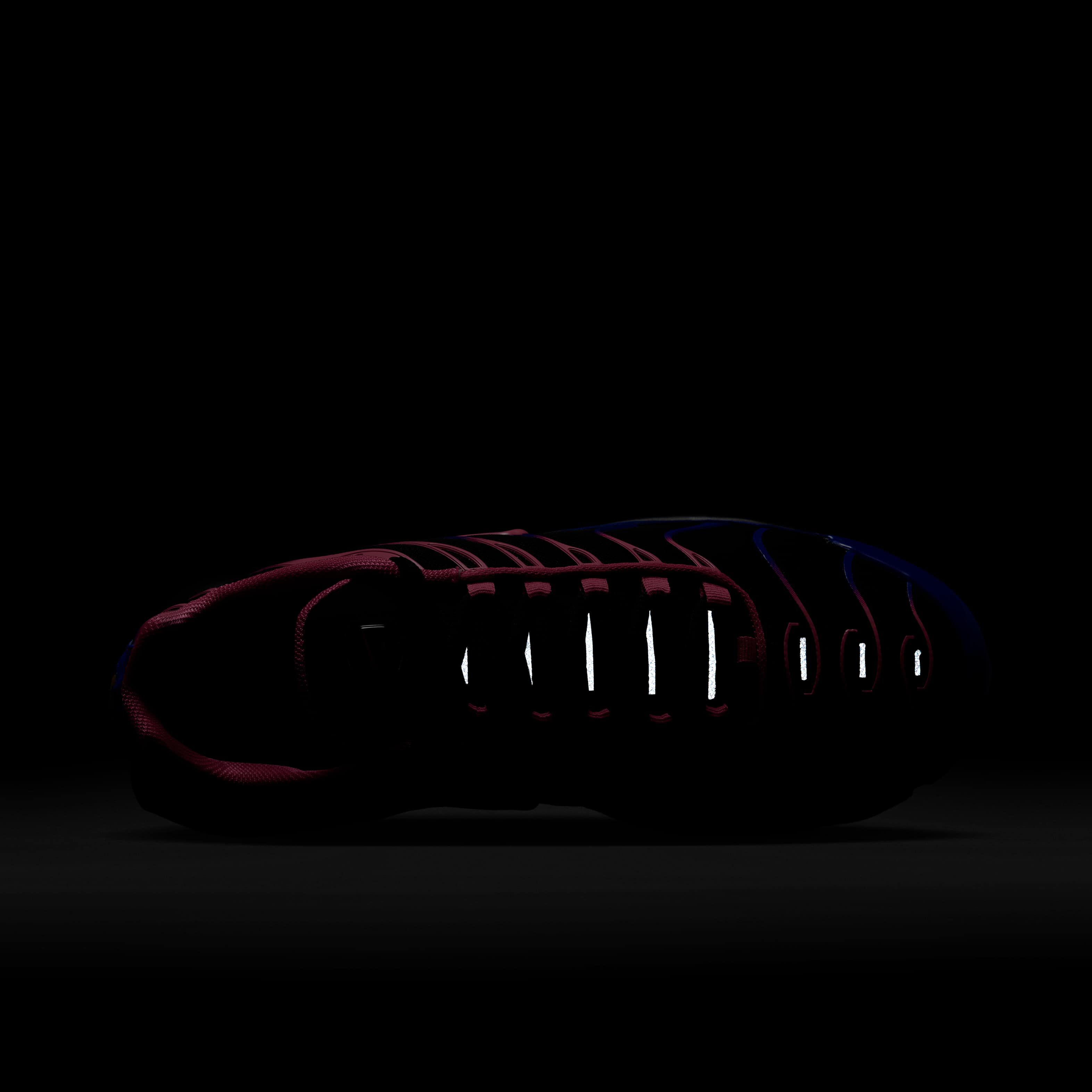 Nike Air Max Plus image number 8