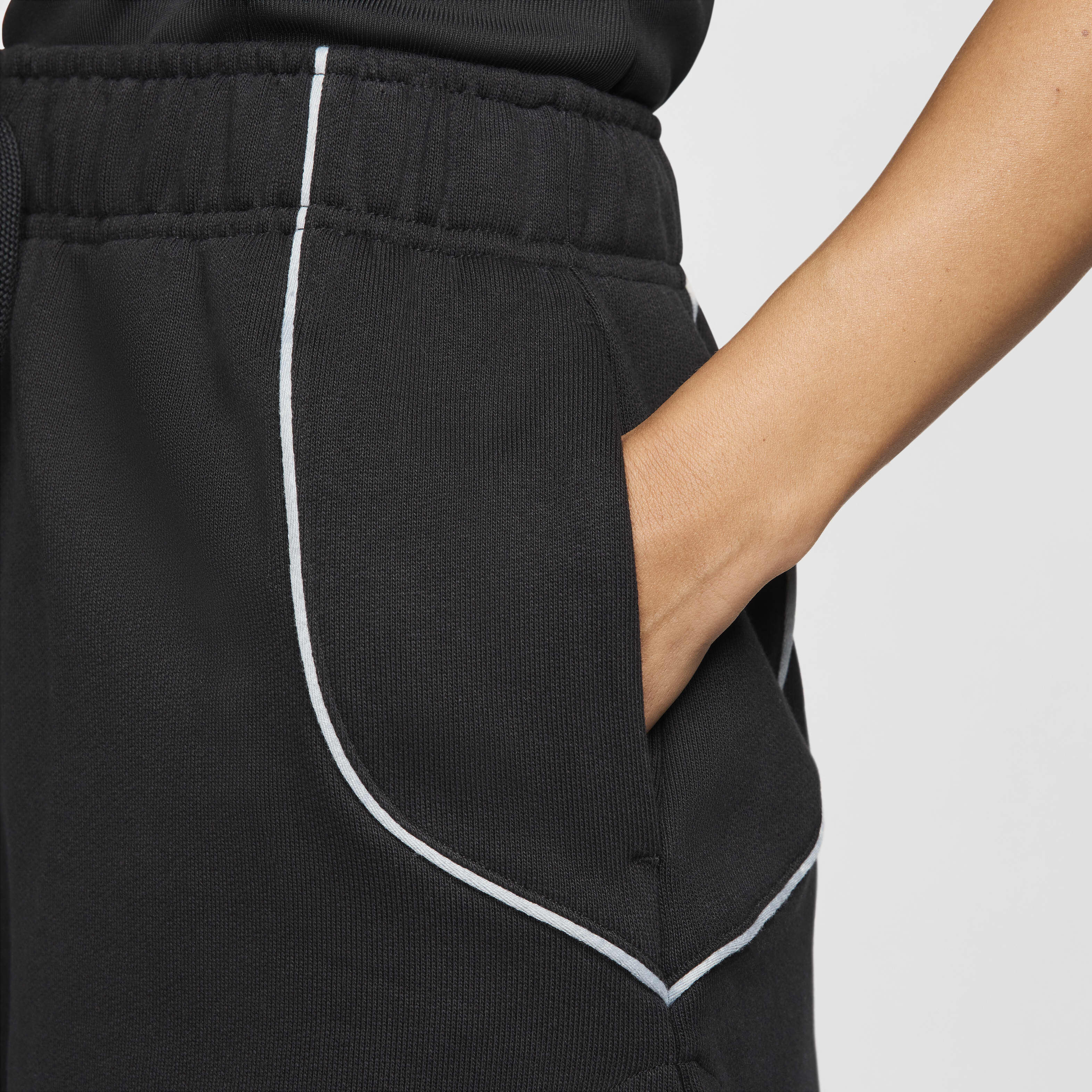 Nike Sportswear image number 3