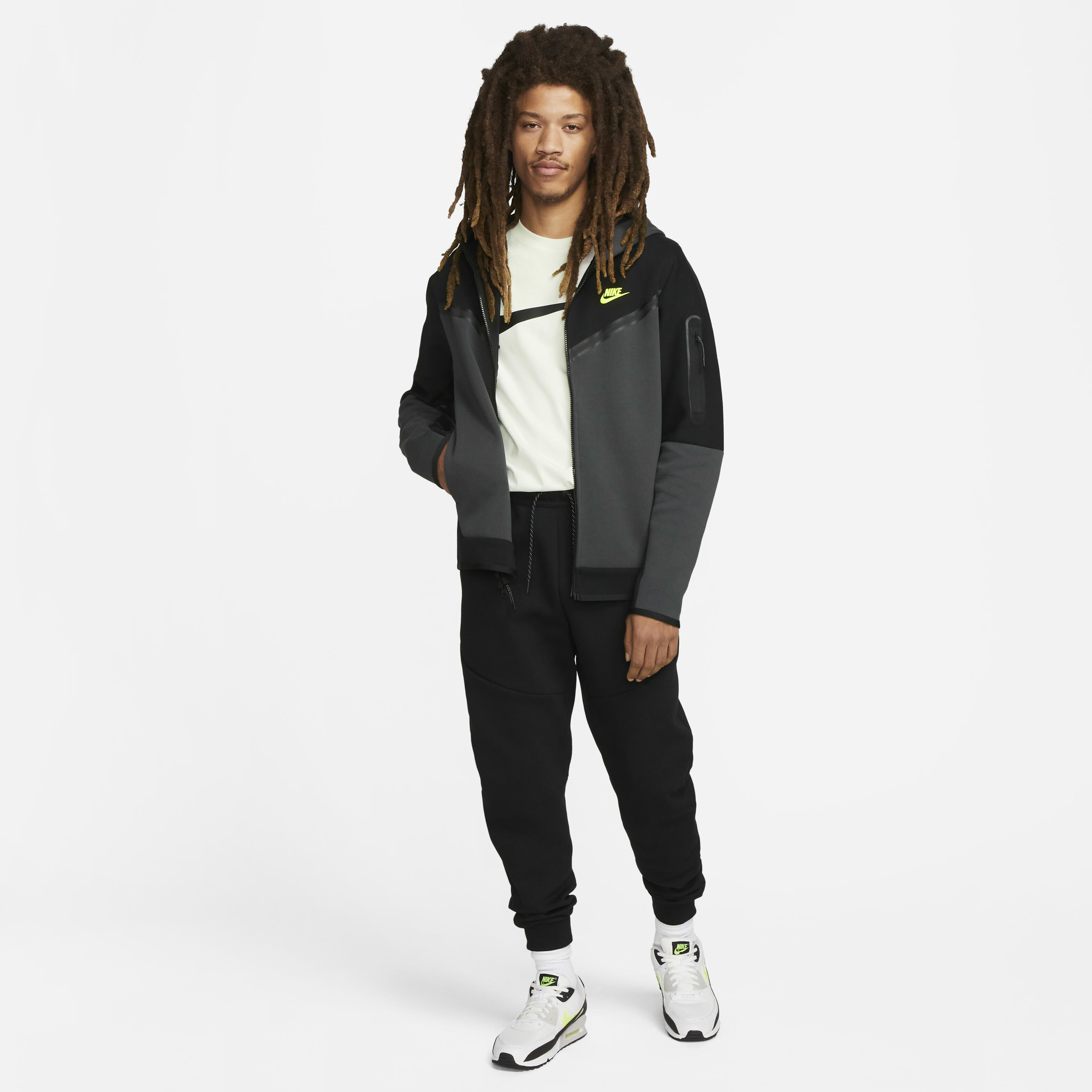 Nike Sportswear Tech Fleece image number 6