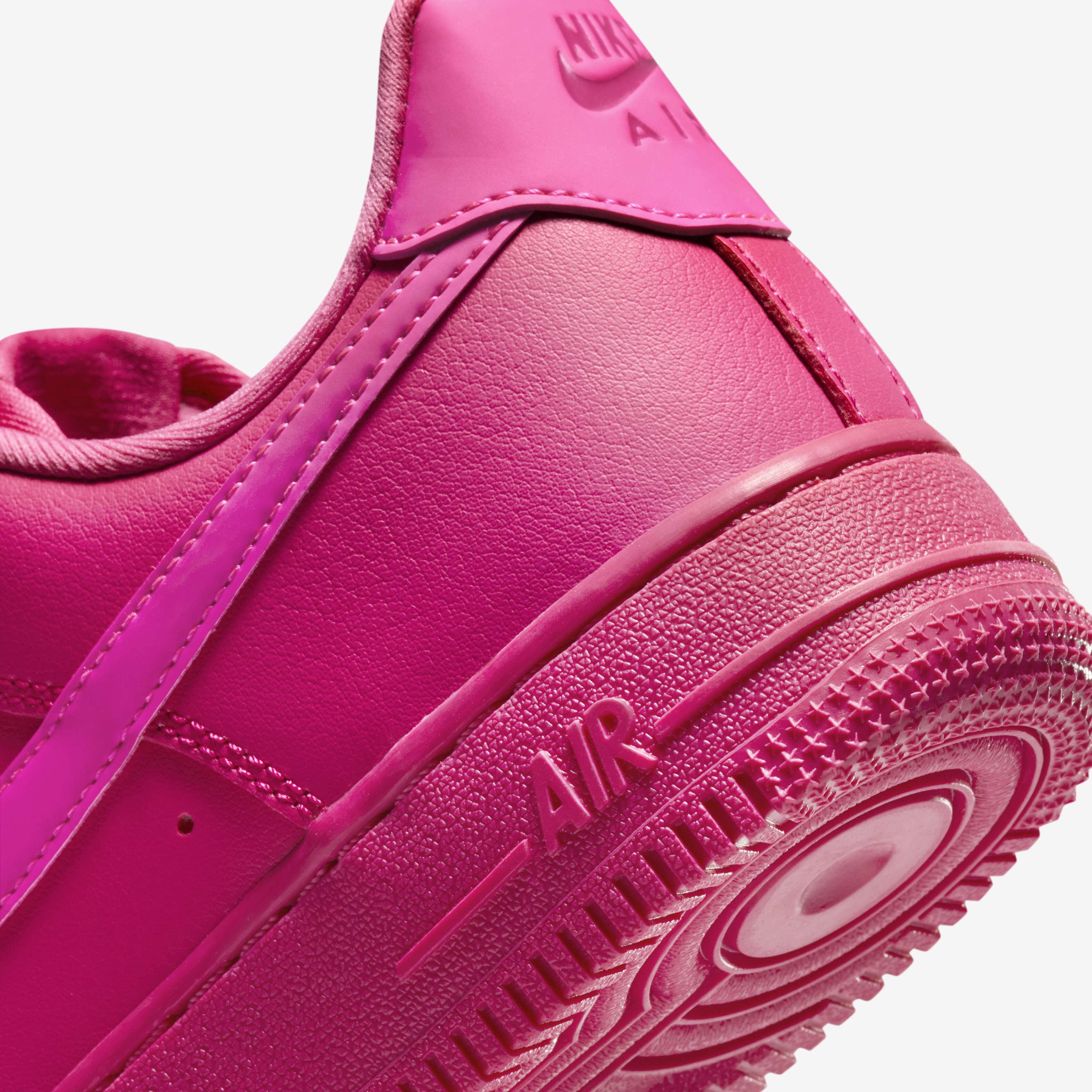 Neon pink nike air force shop