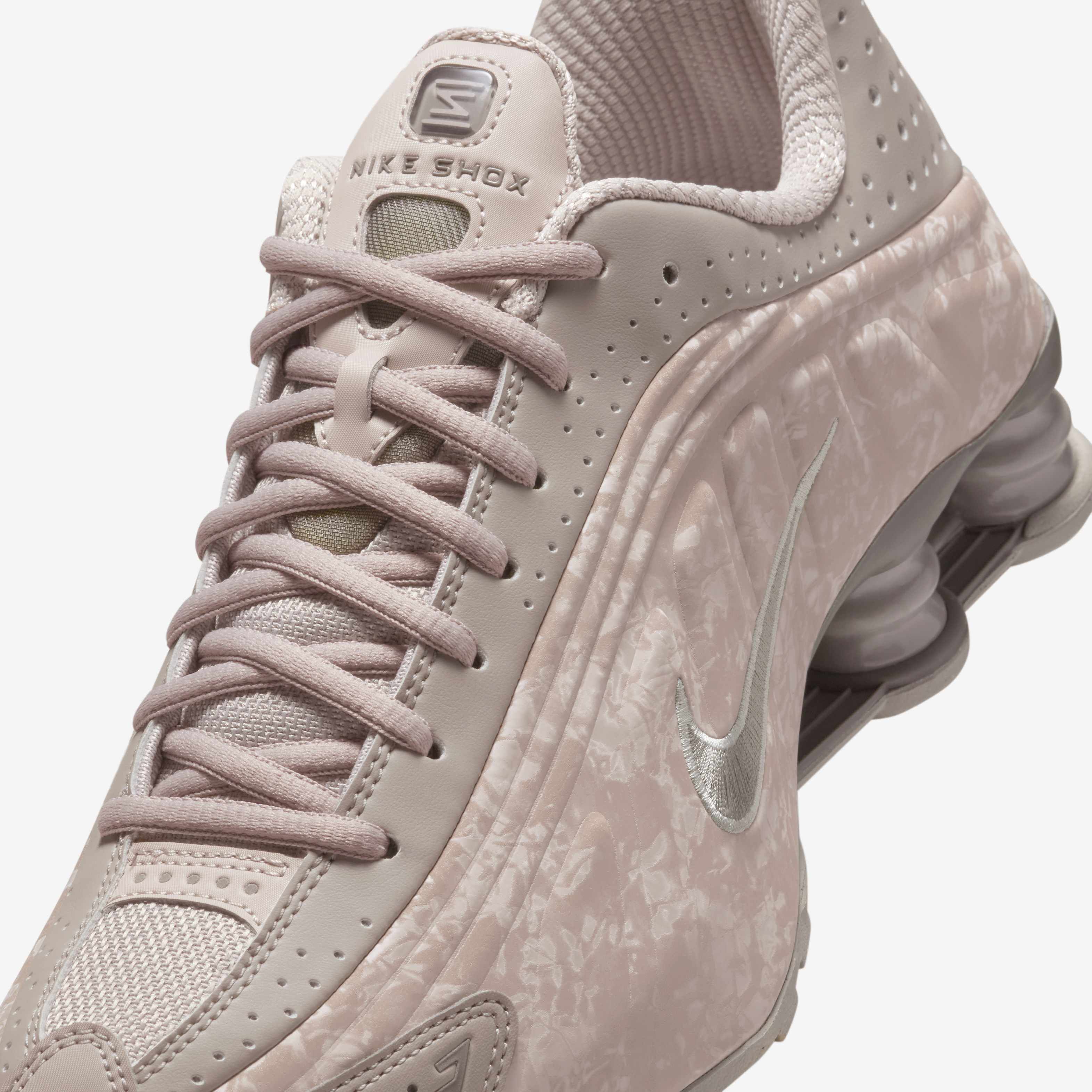 Buy Nike Shox R4 Women's Shoes - College Grey/Flat Pewter @ Nike UAE