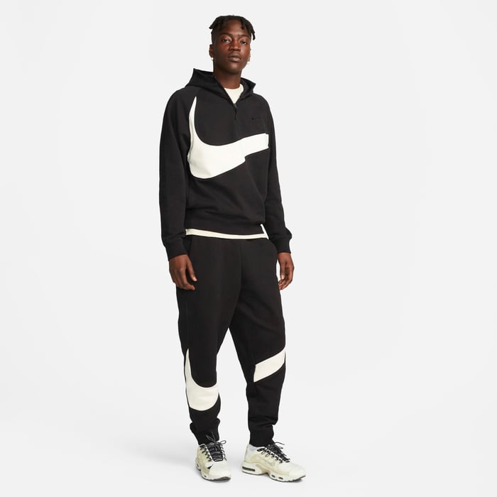 Nike Swoosh image number 6 Nike Swoosh image number 6