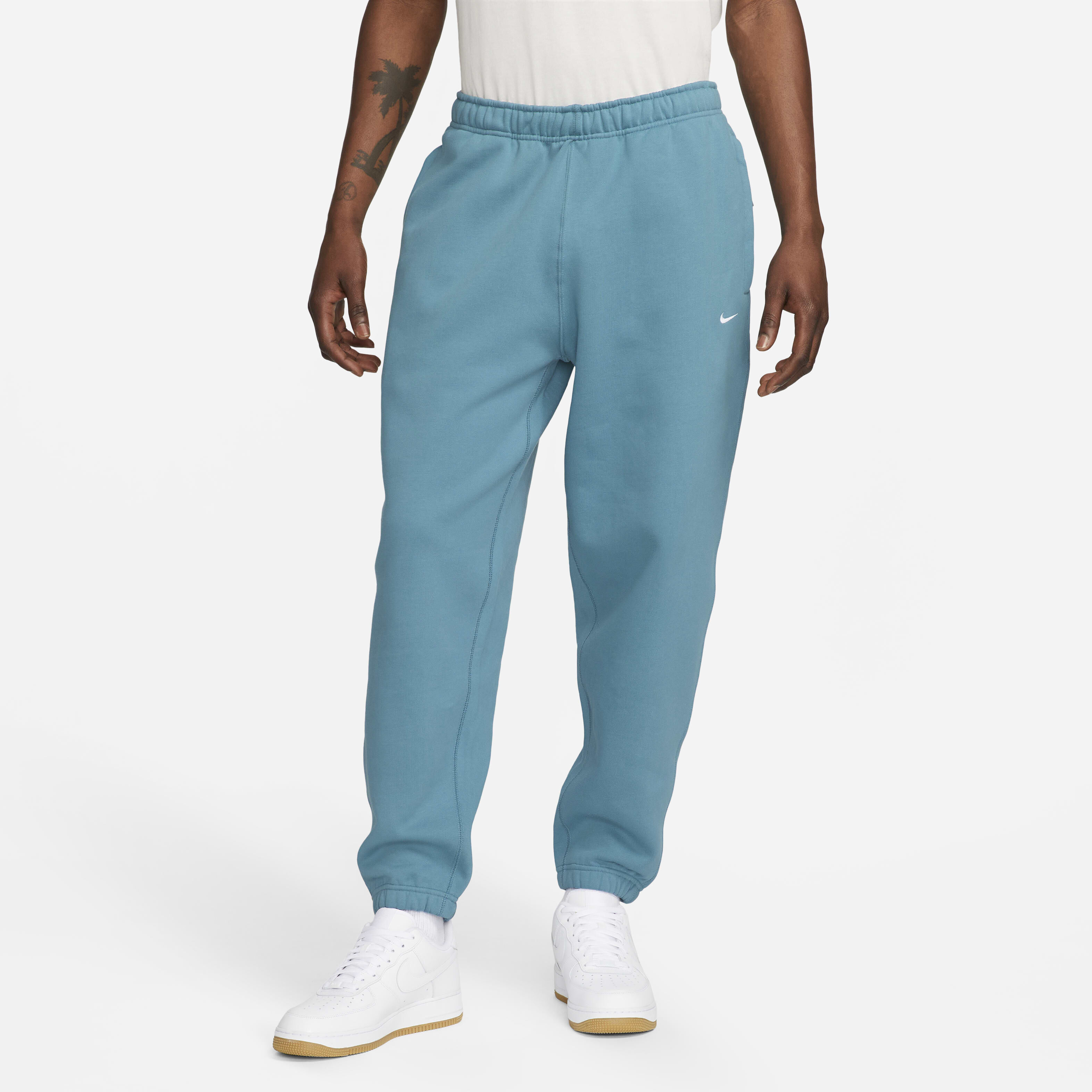 Buy Nike Solo Swoosh Men s Fleece Trousers Nike UAE Official