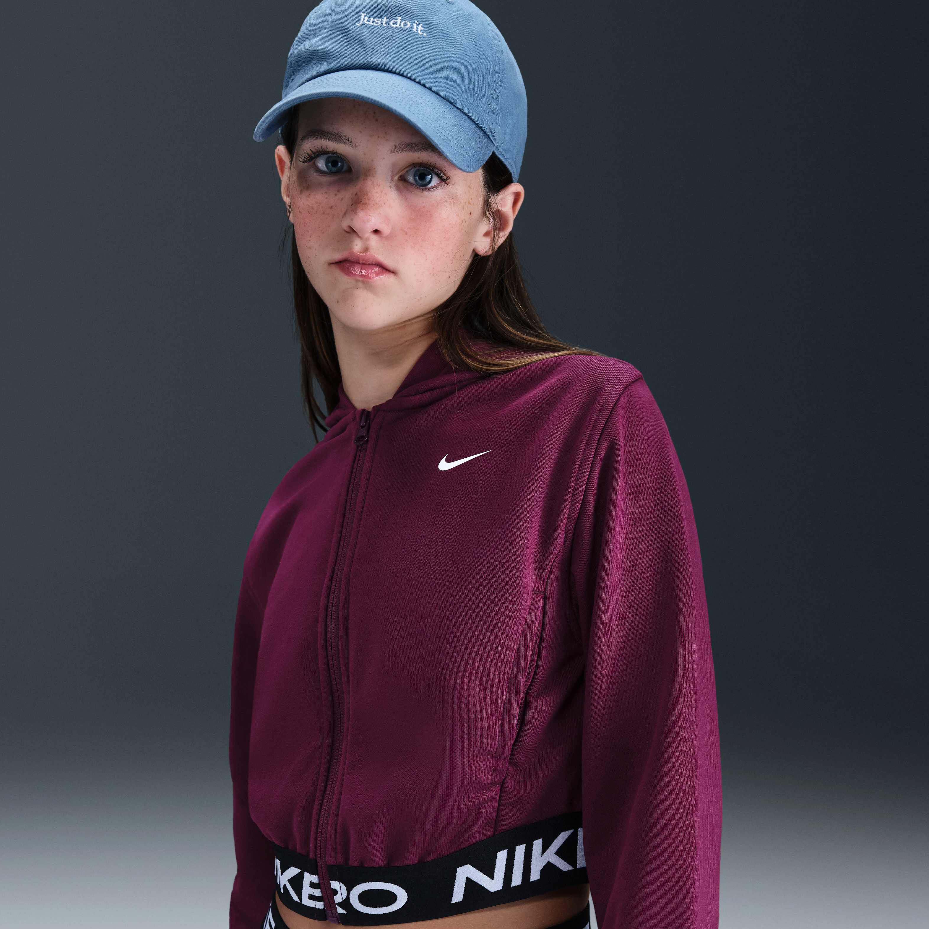 Nike Pro Fleece image number 0