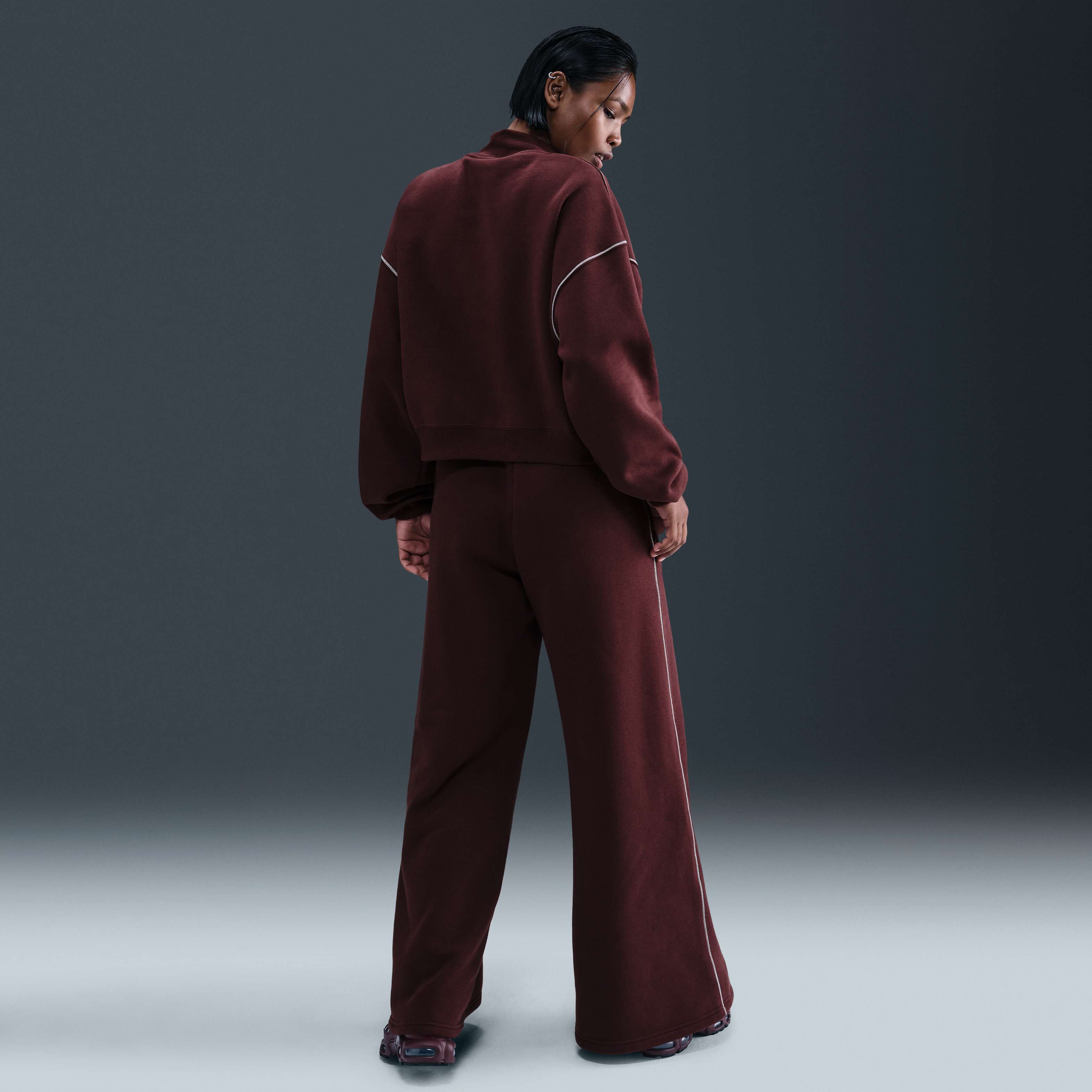 نايكي سبورتسوير فينيكس فليس image number 4