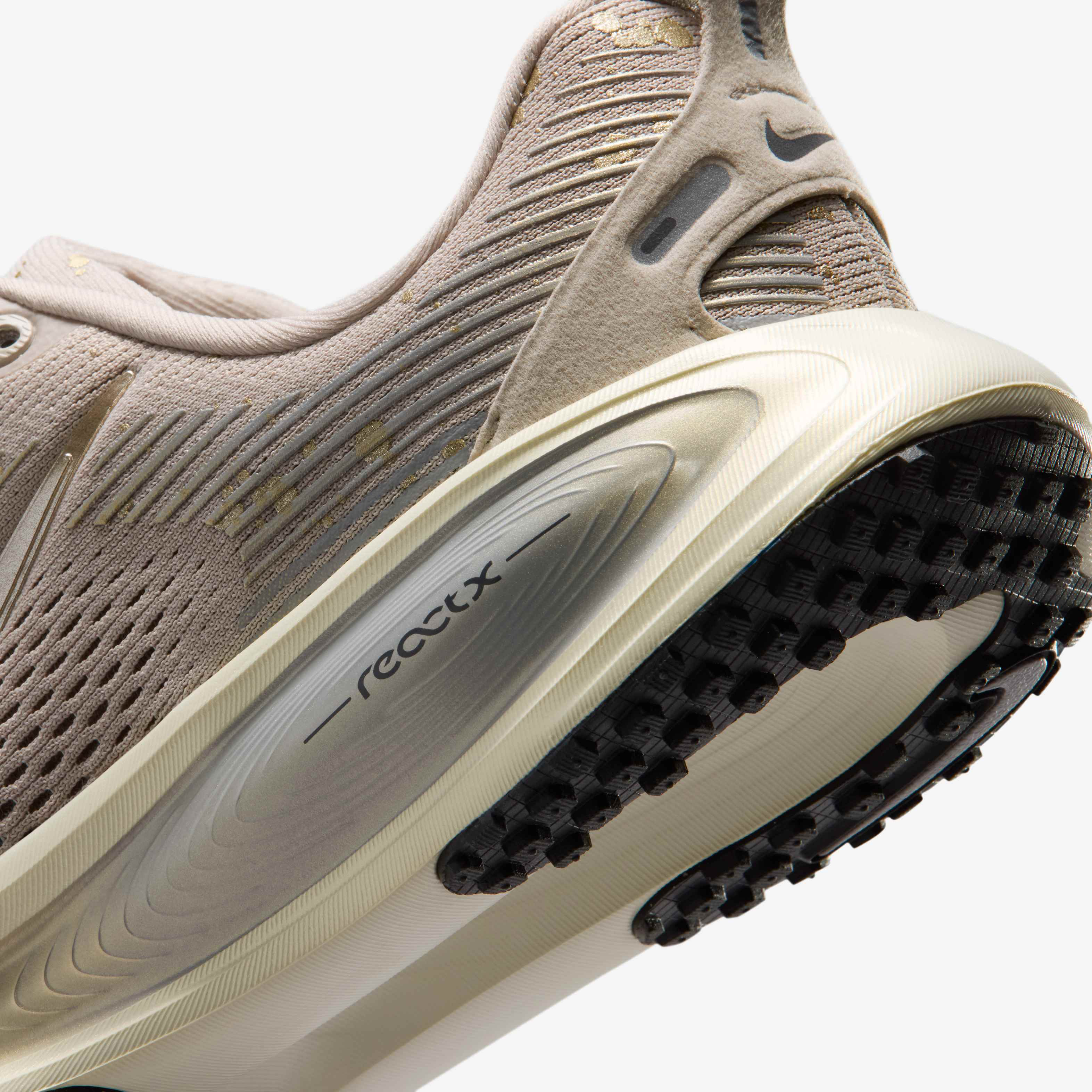 نايكي فوميرو 18 image number 7