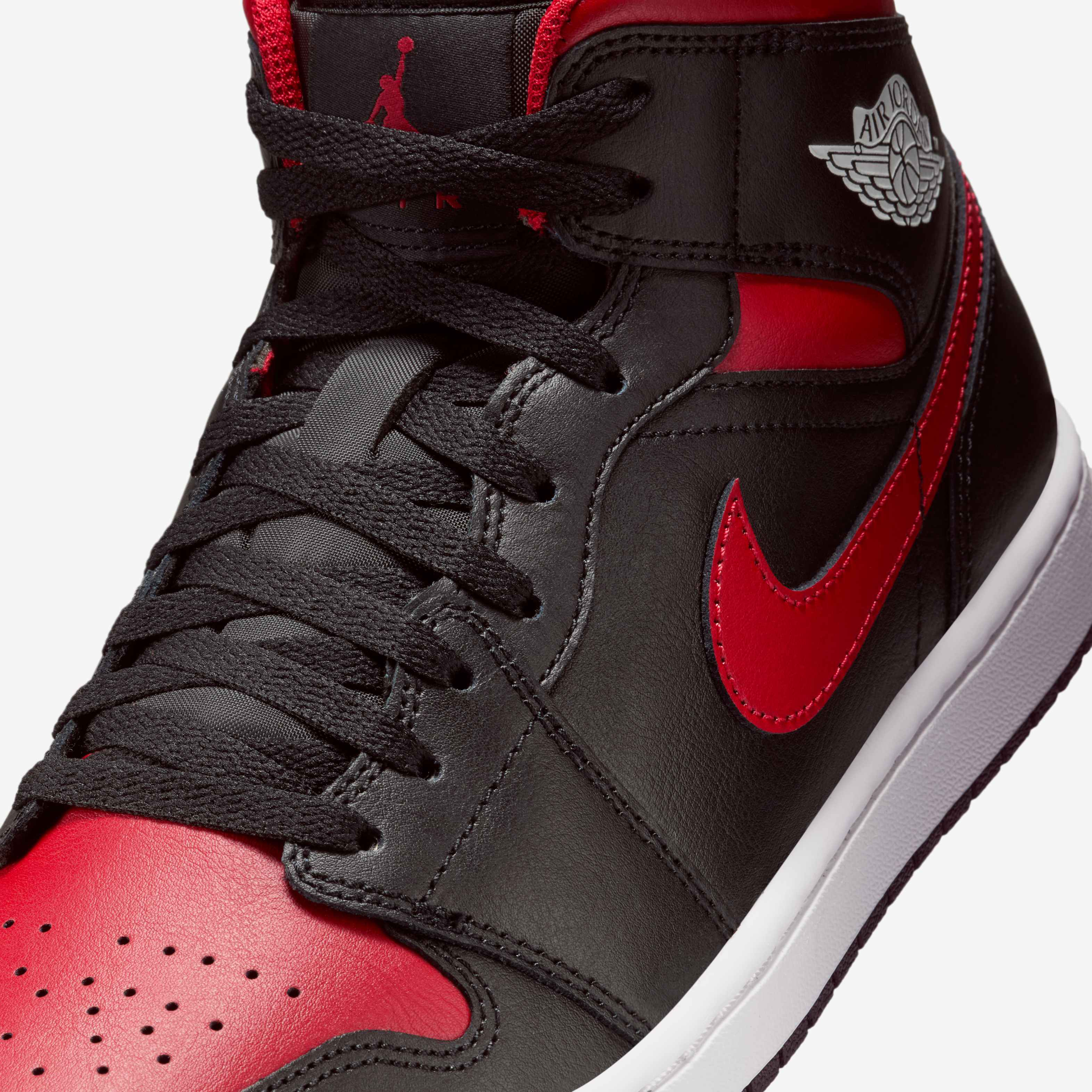 Air Jordan 1 Mid image number 6