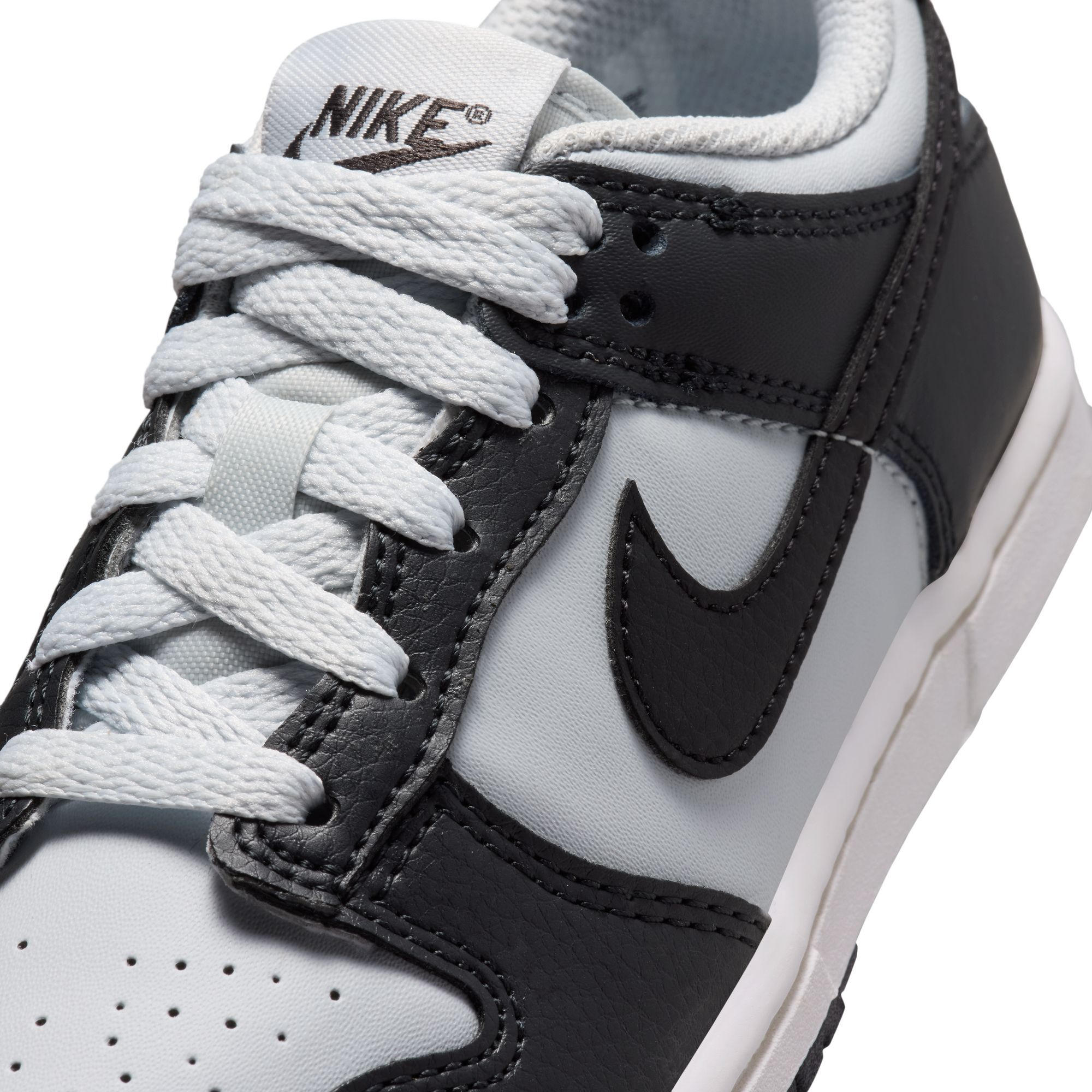 Nike Dunk Low image number 8