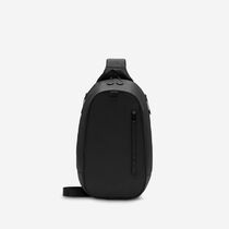 Nike Sportswear Commute