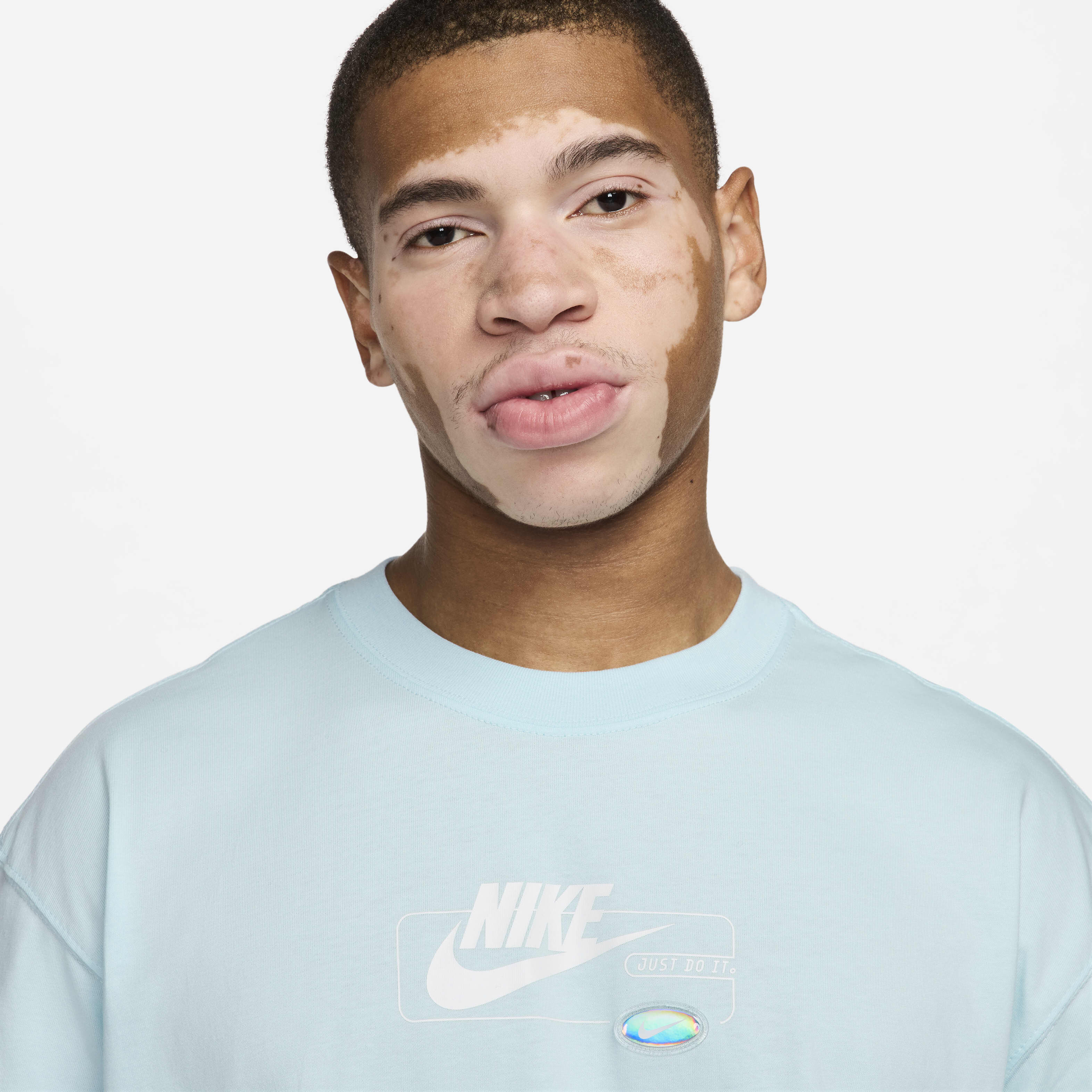 ★ Nike★ Sportswear T-shirt M Glacier Blue AR5005474 AR500 Nike Sportswear Men's T-Shirt Glacier Blue AR5004-474 XL