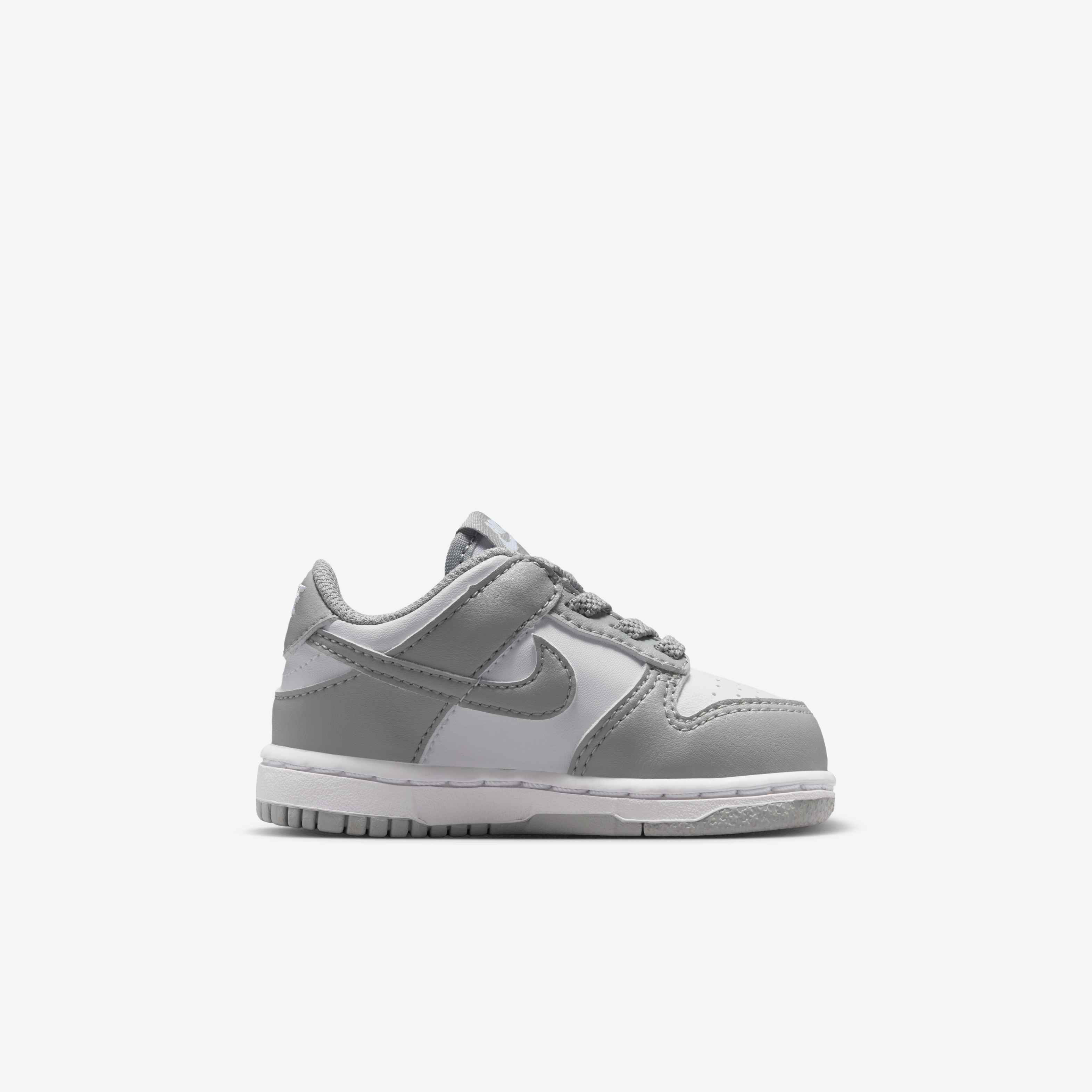 Nike Dunk Low image number 2