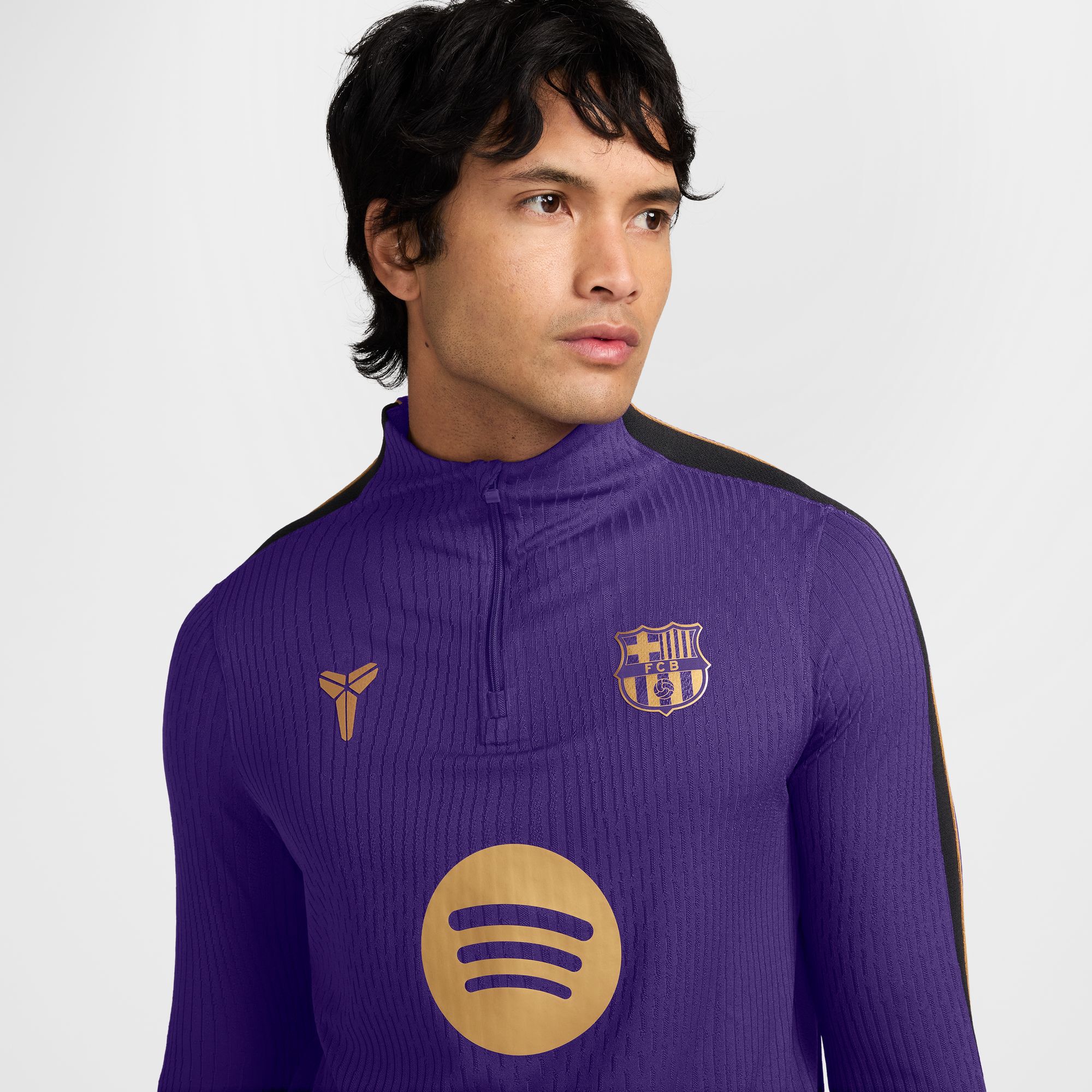 FC Barcelona Strike Elite Away image number 2