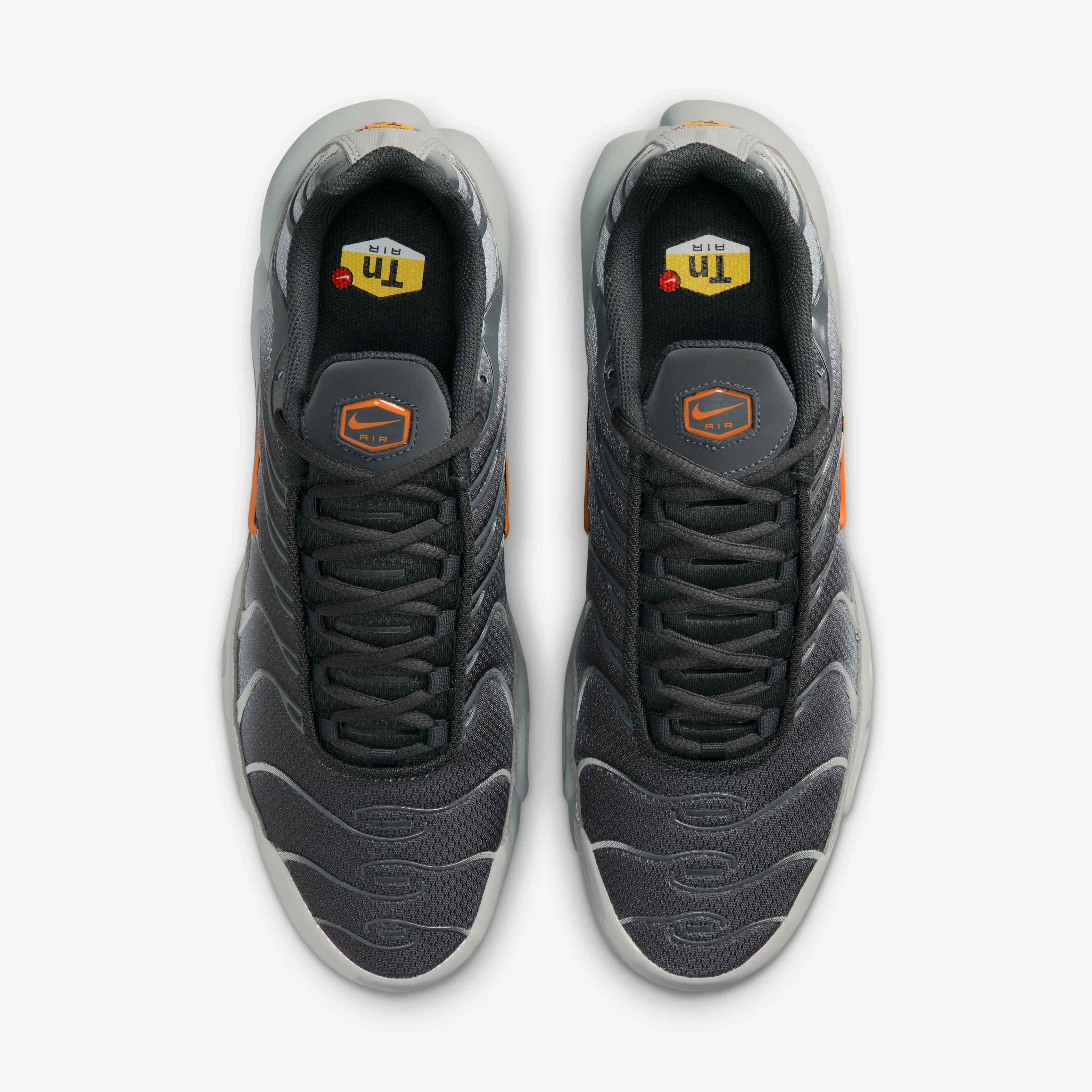 Nike Air Max Plus image number 3