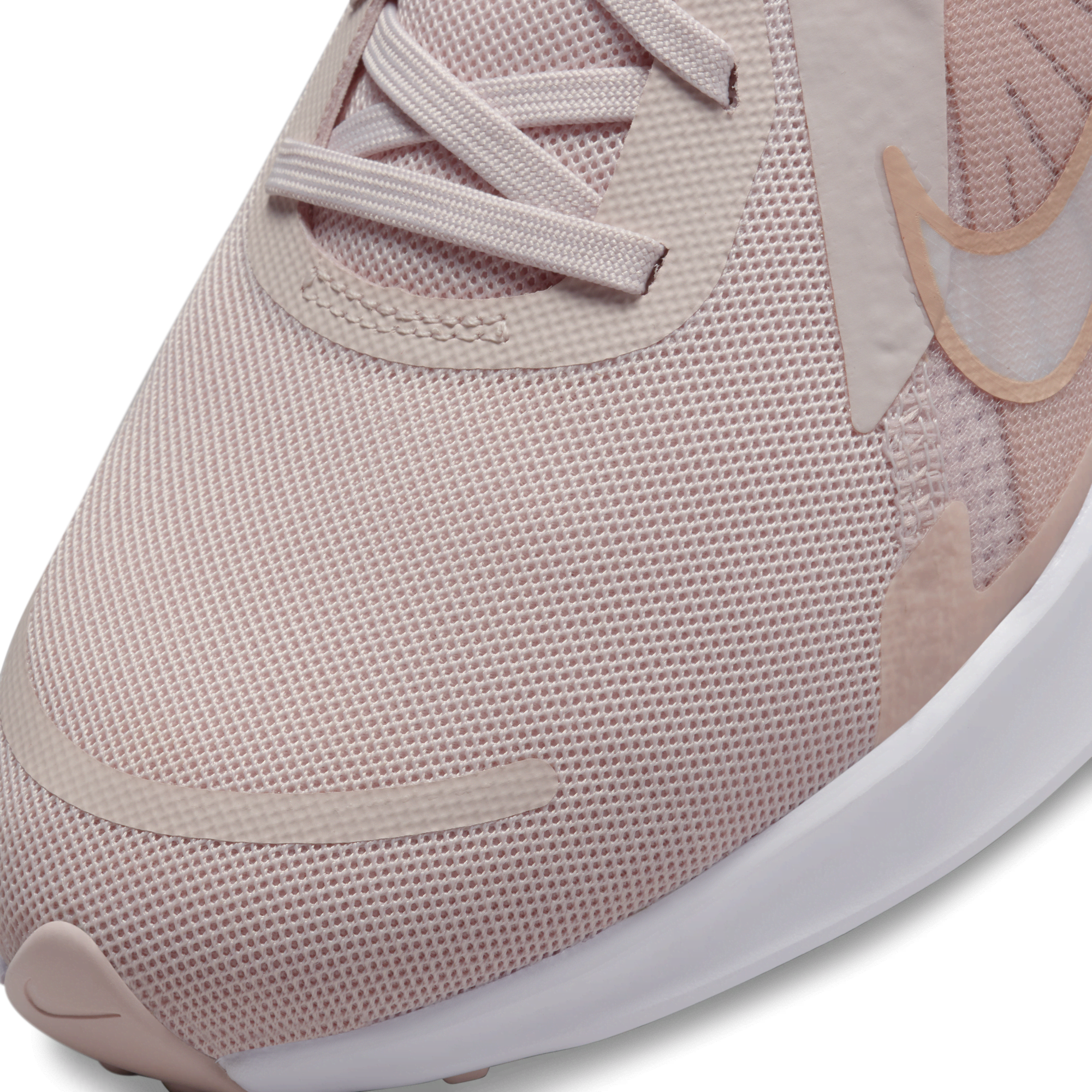 Shop Quest 5 Women's Road Running Shoes | Nike UAE