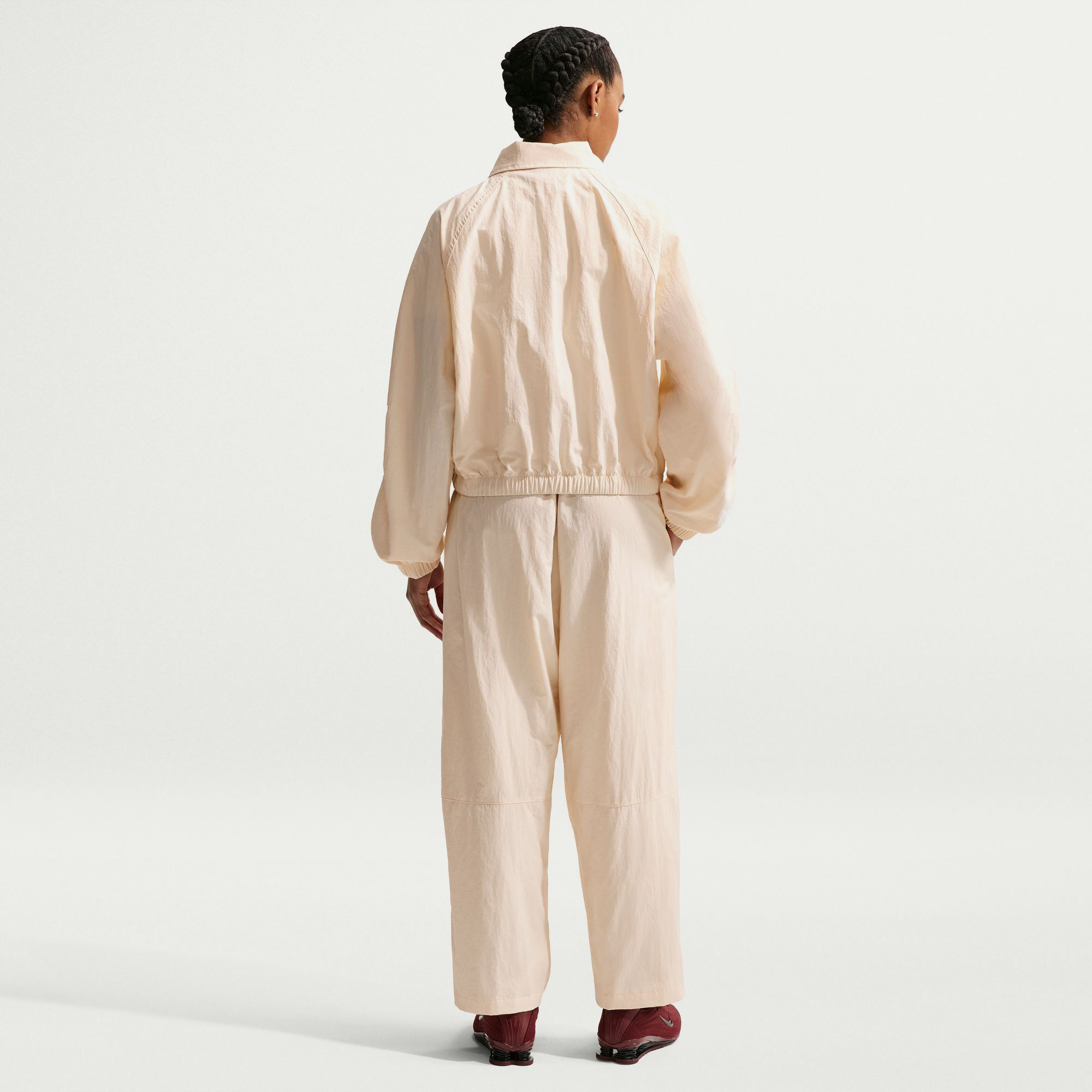 نايكي سبورتسوير image number 1