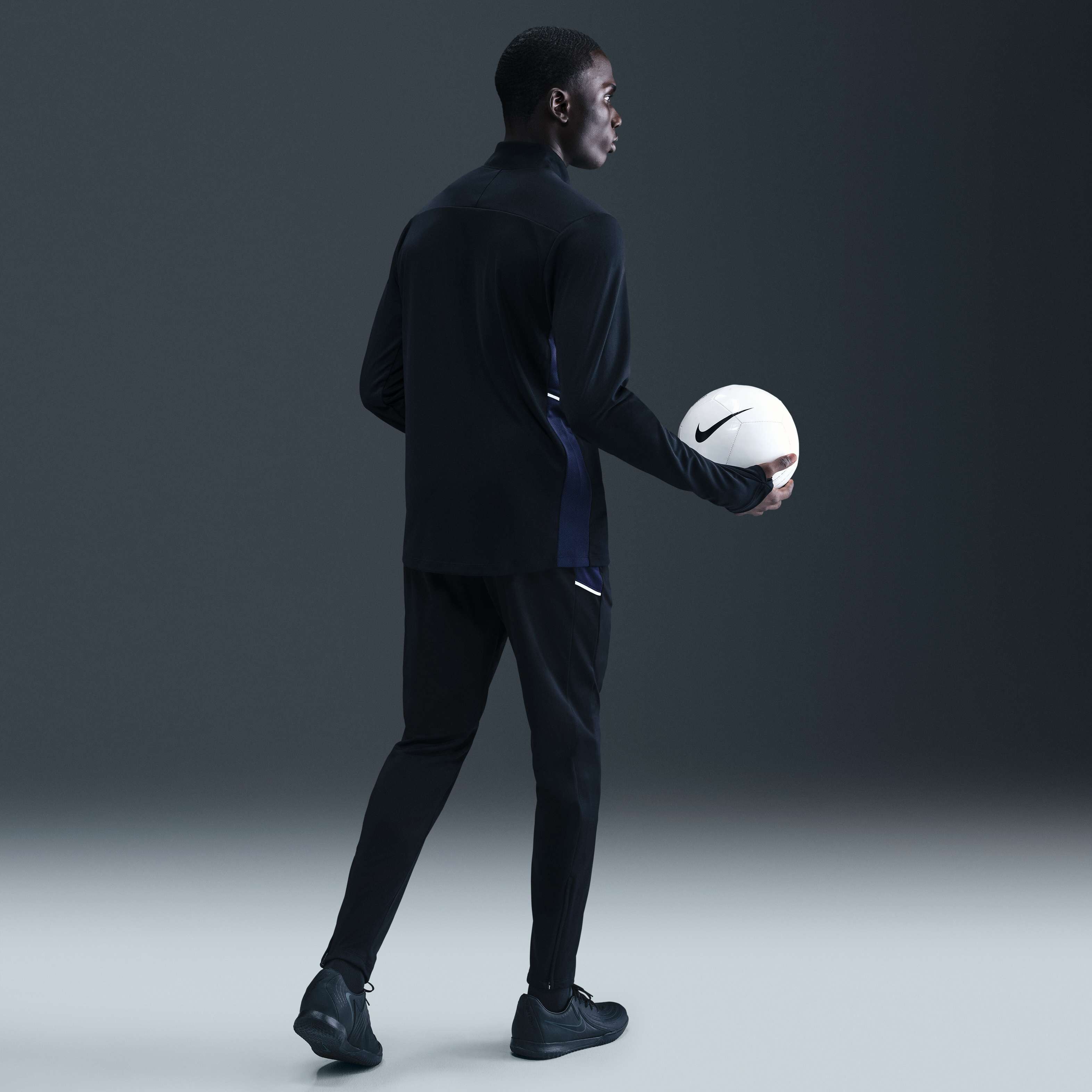 Nike Academy image number 3