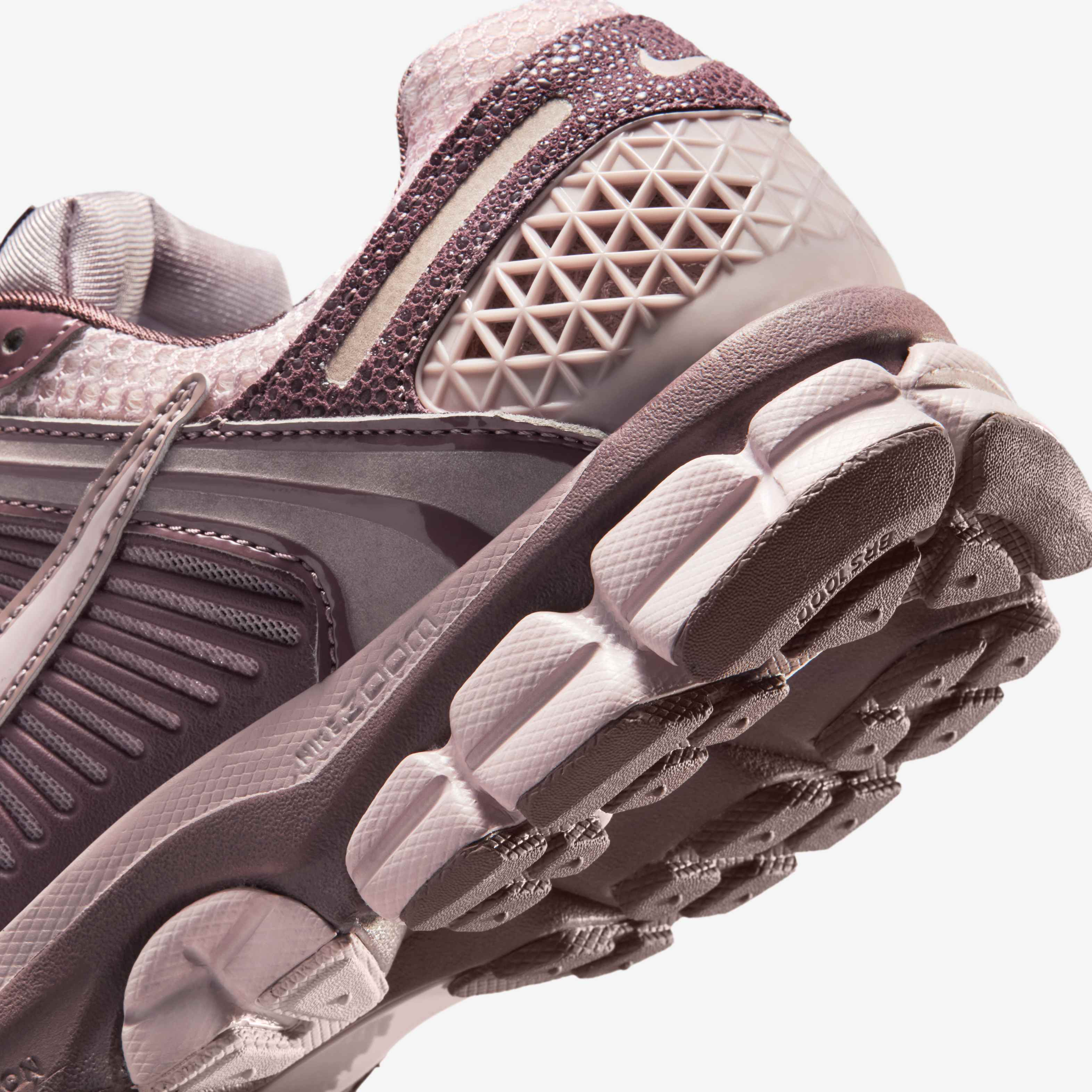 نايكي زووم فوميرو 5 image number 7