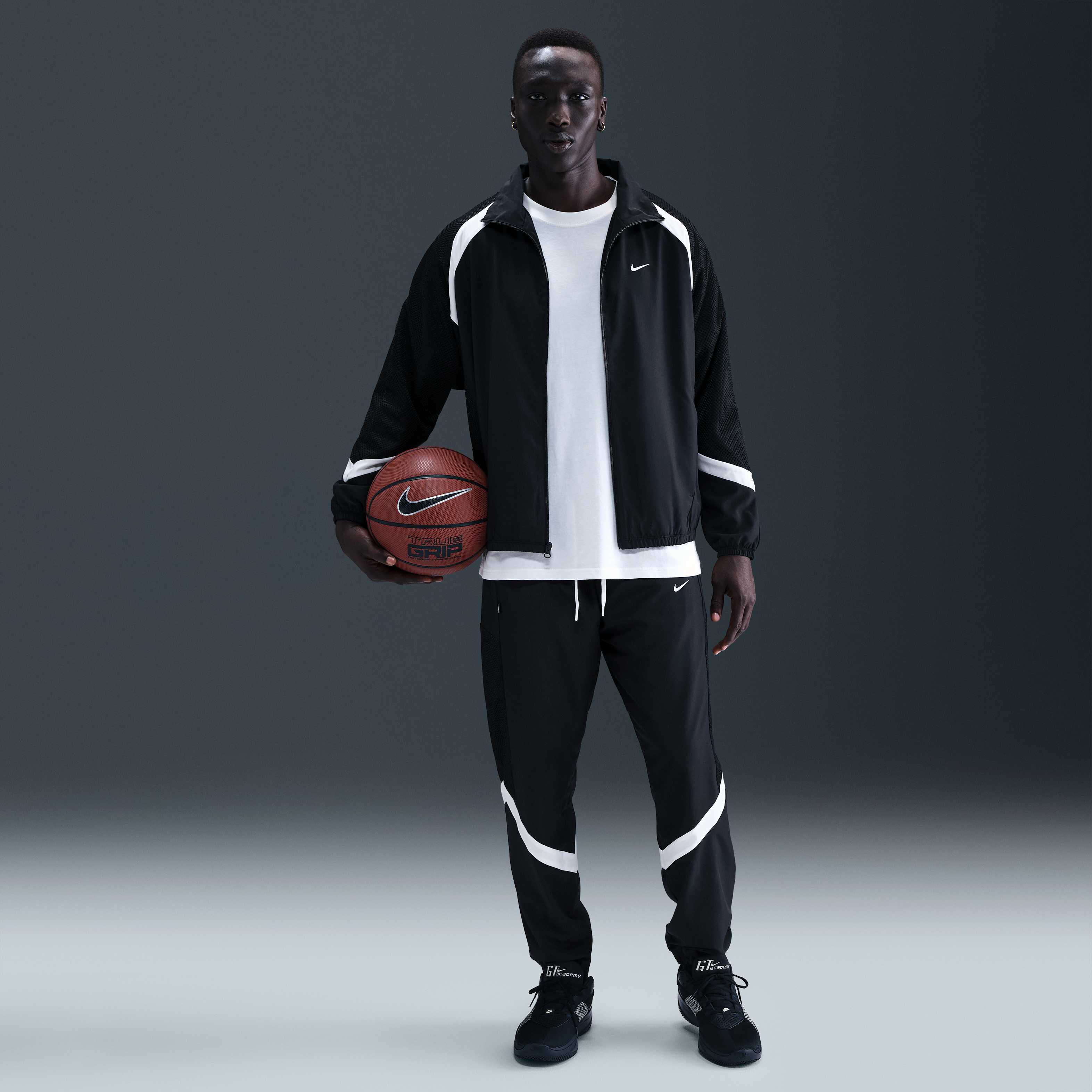 Nike Icon image number 3