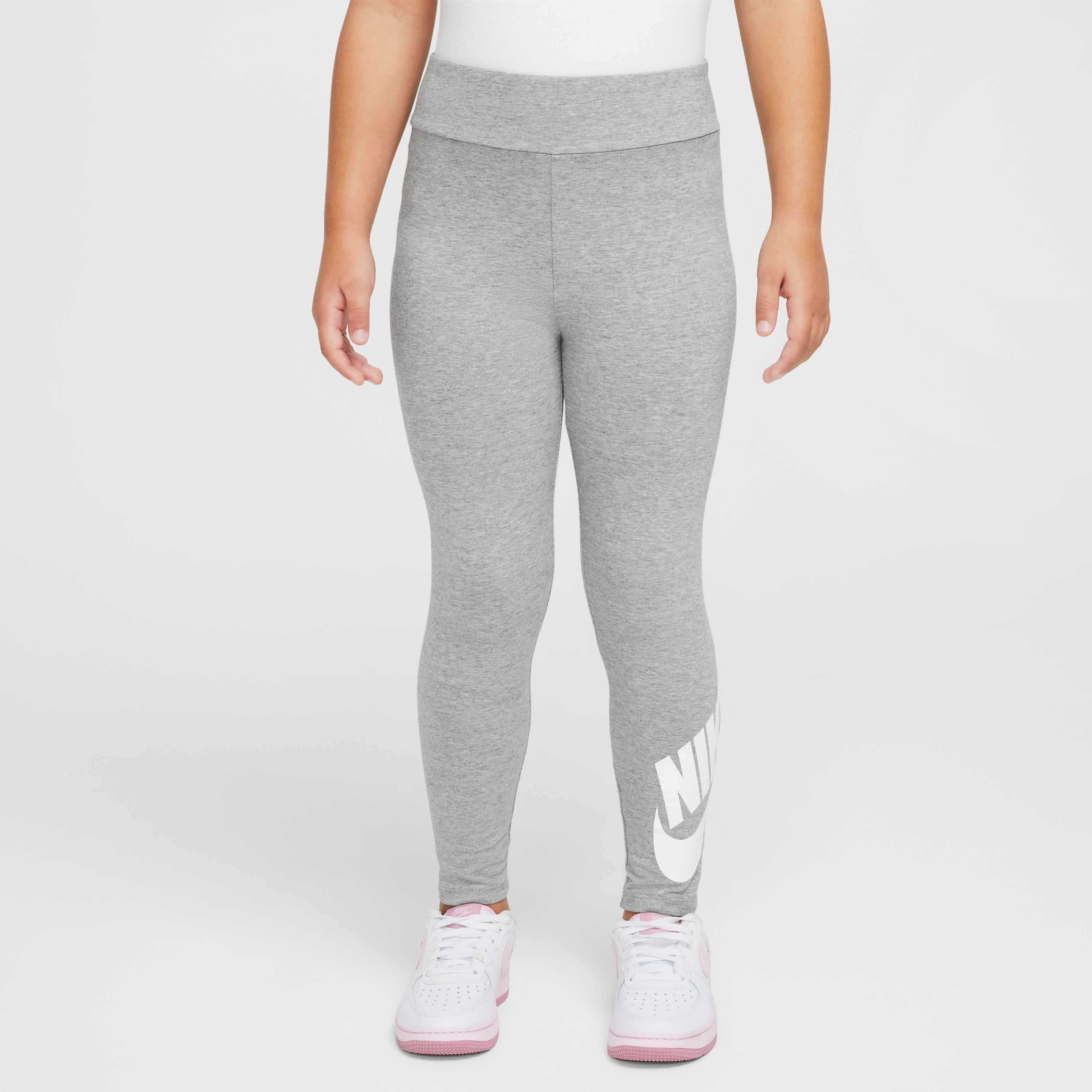 نايكي سبورتسوير كلوب image number 0