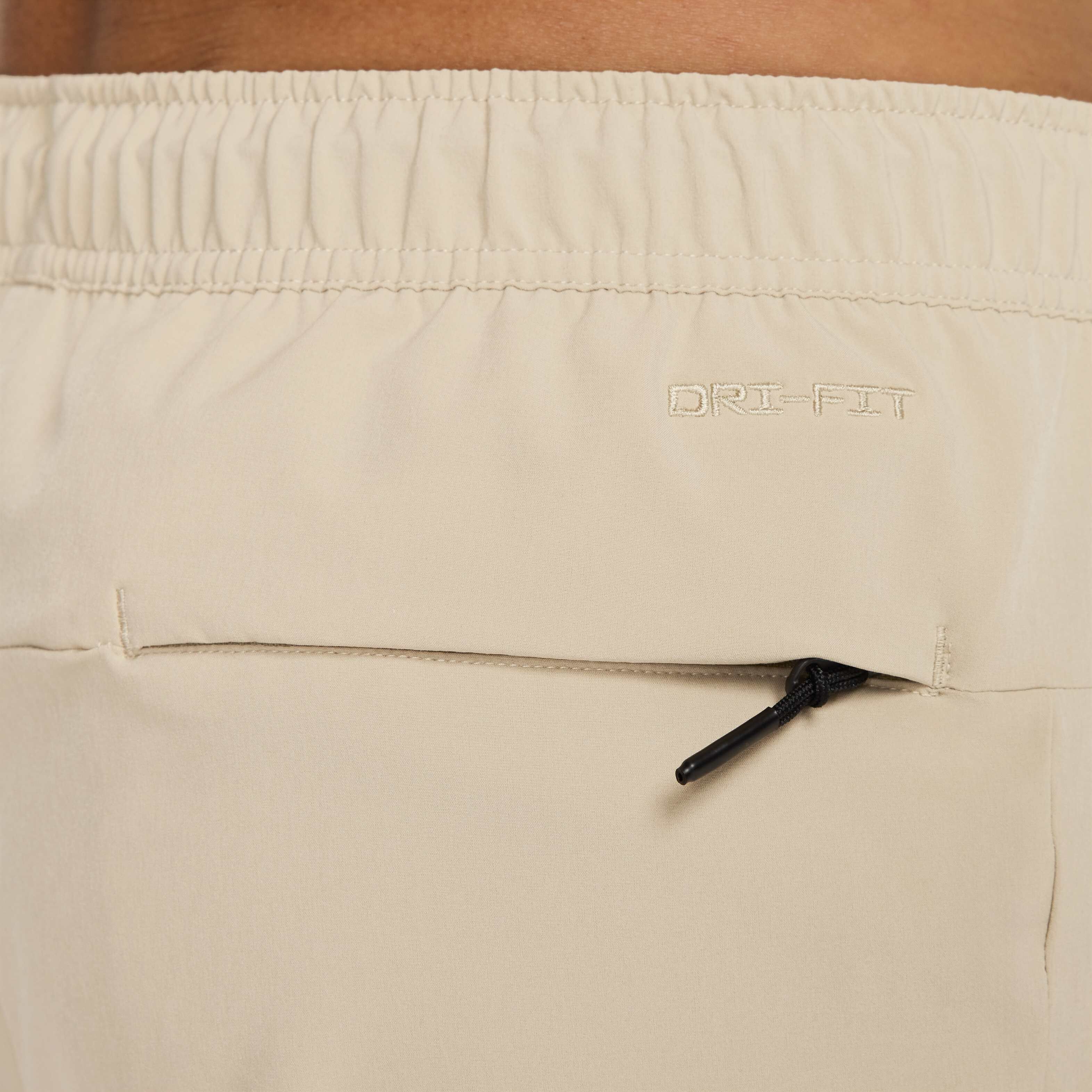 Nike Unlimited image number 3