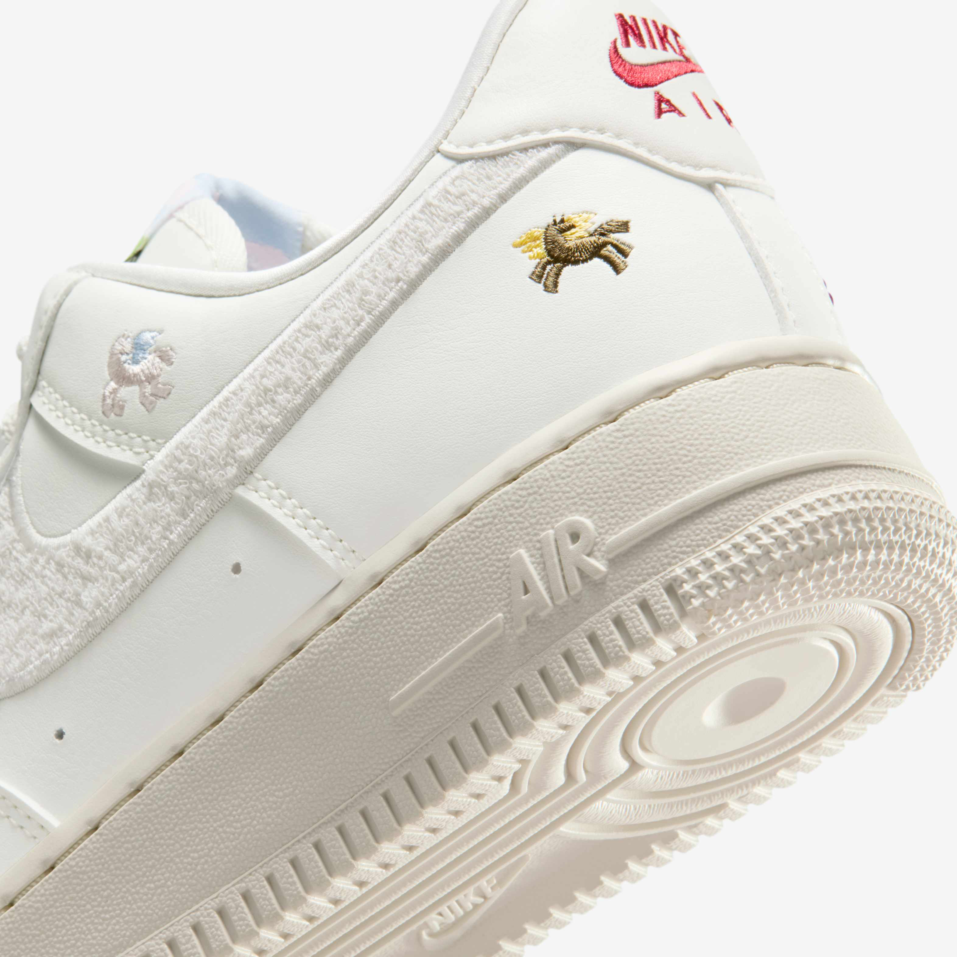 Nike Air Force 1 '07 SE 'LNY' image number 7