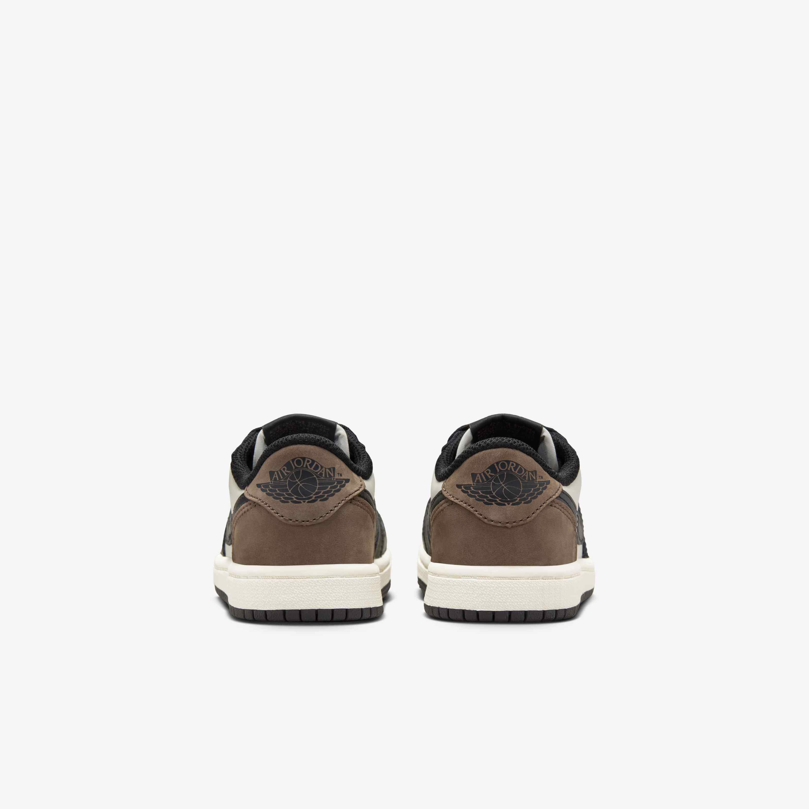 Jordan 1 Retro Low 'Mocha' image number 5