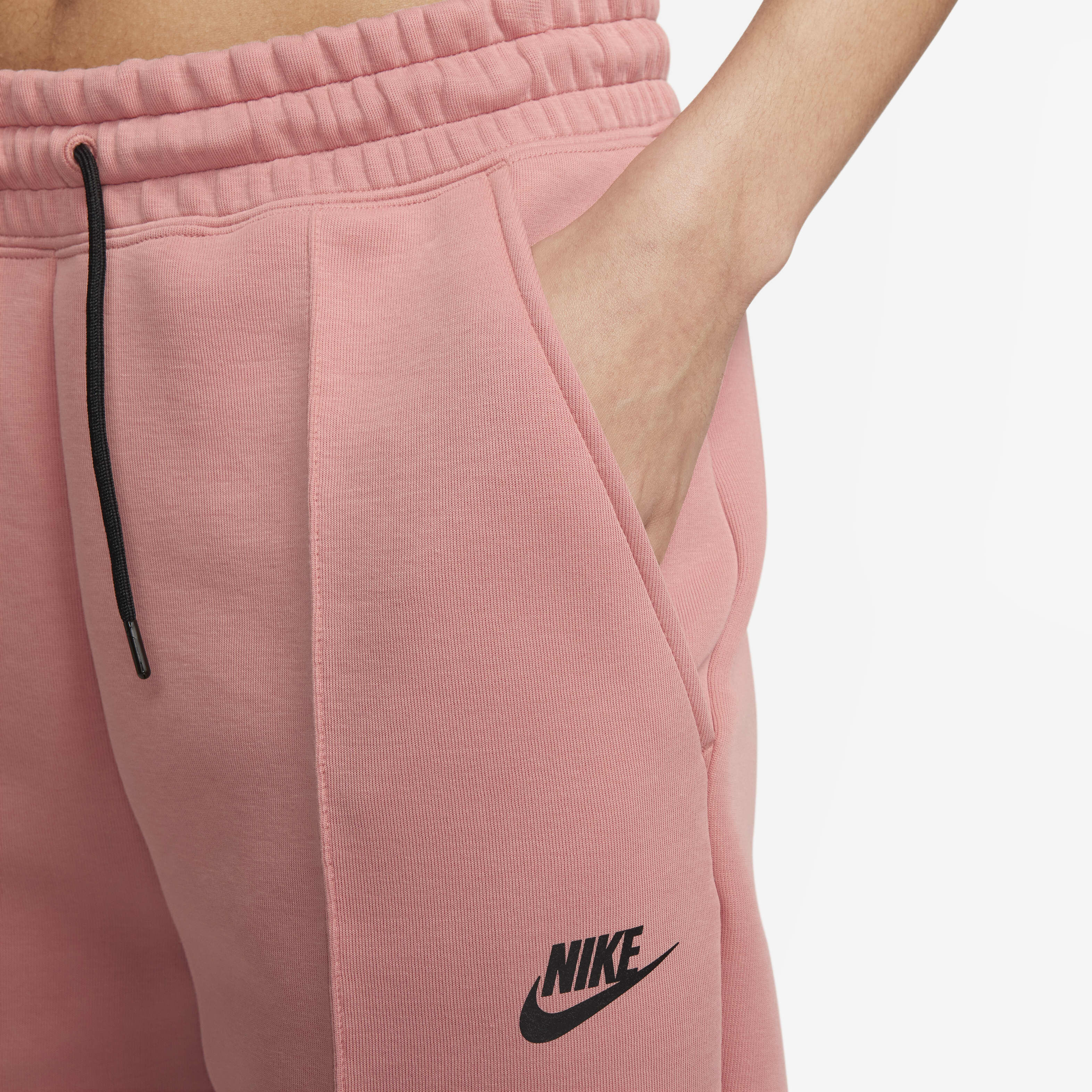 Nike Sportswear Tech Fleece image number 2