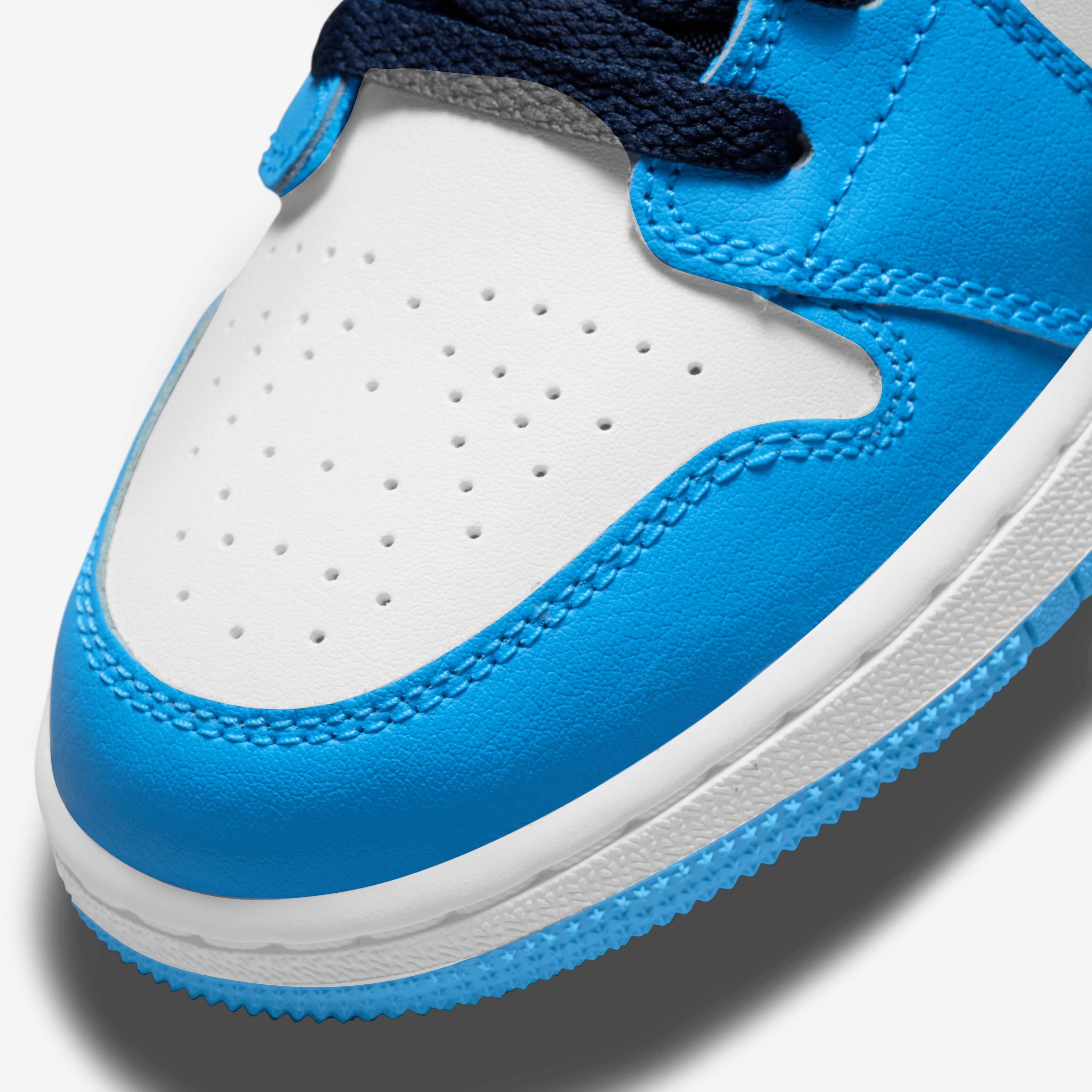 Air Jordan 1 Low image number 6