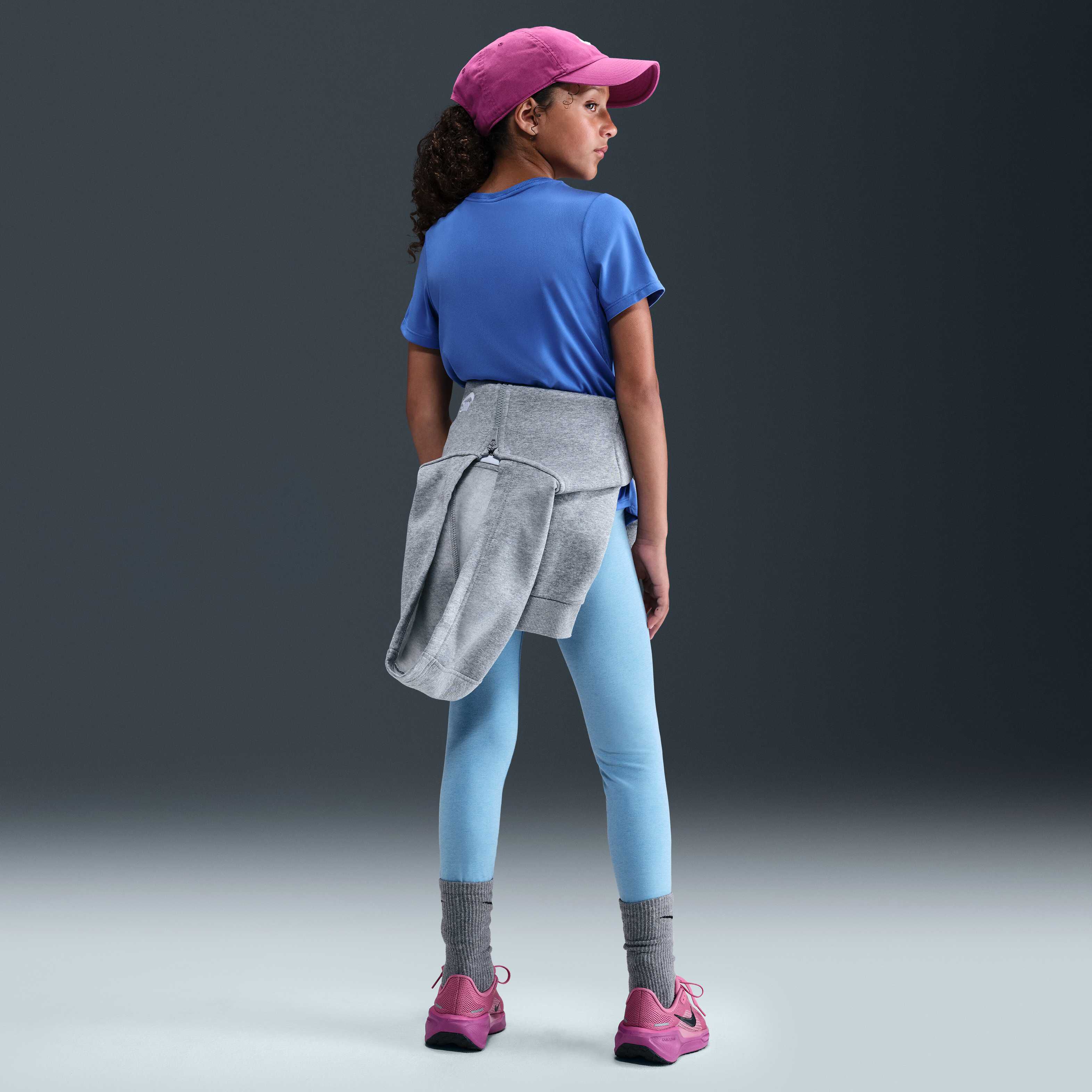 Nike One Fitted image number 4