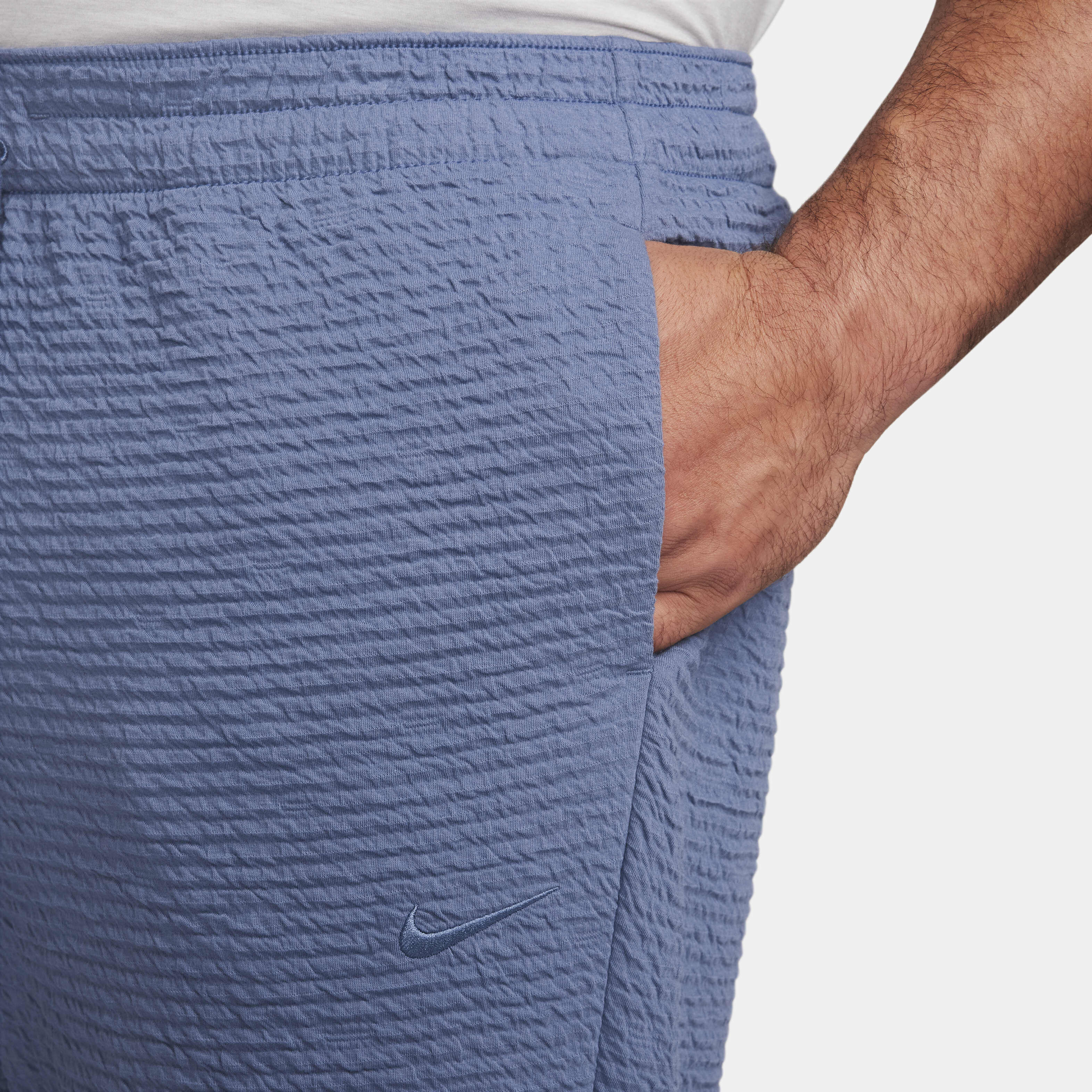 نايكي يوغا تسكشر image number 9