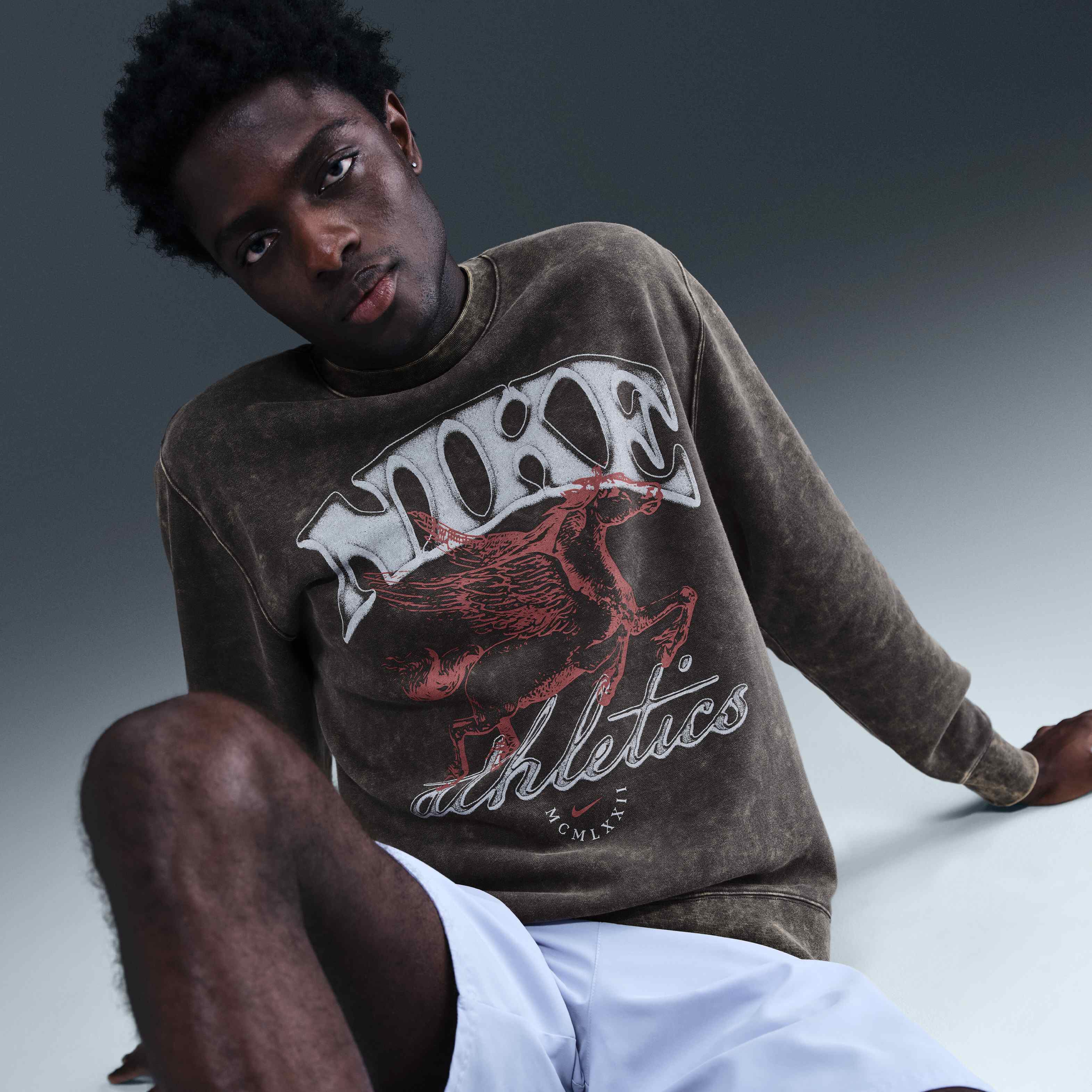 Nike Sportswear Club image number 2