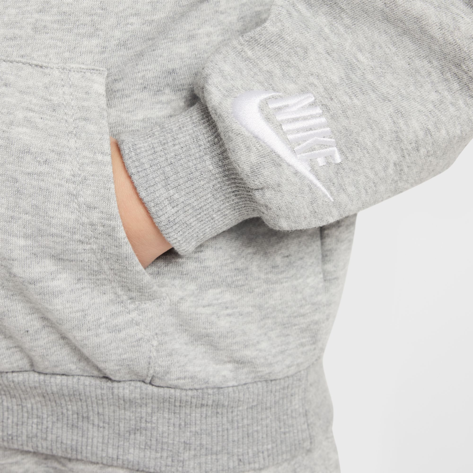 نايكي سبورتسوير كلوب image number 4