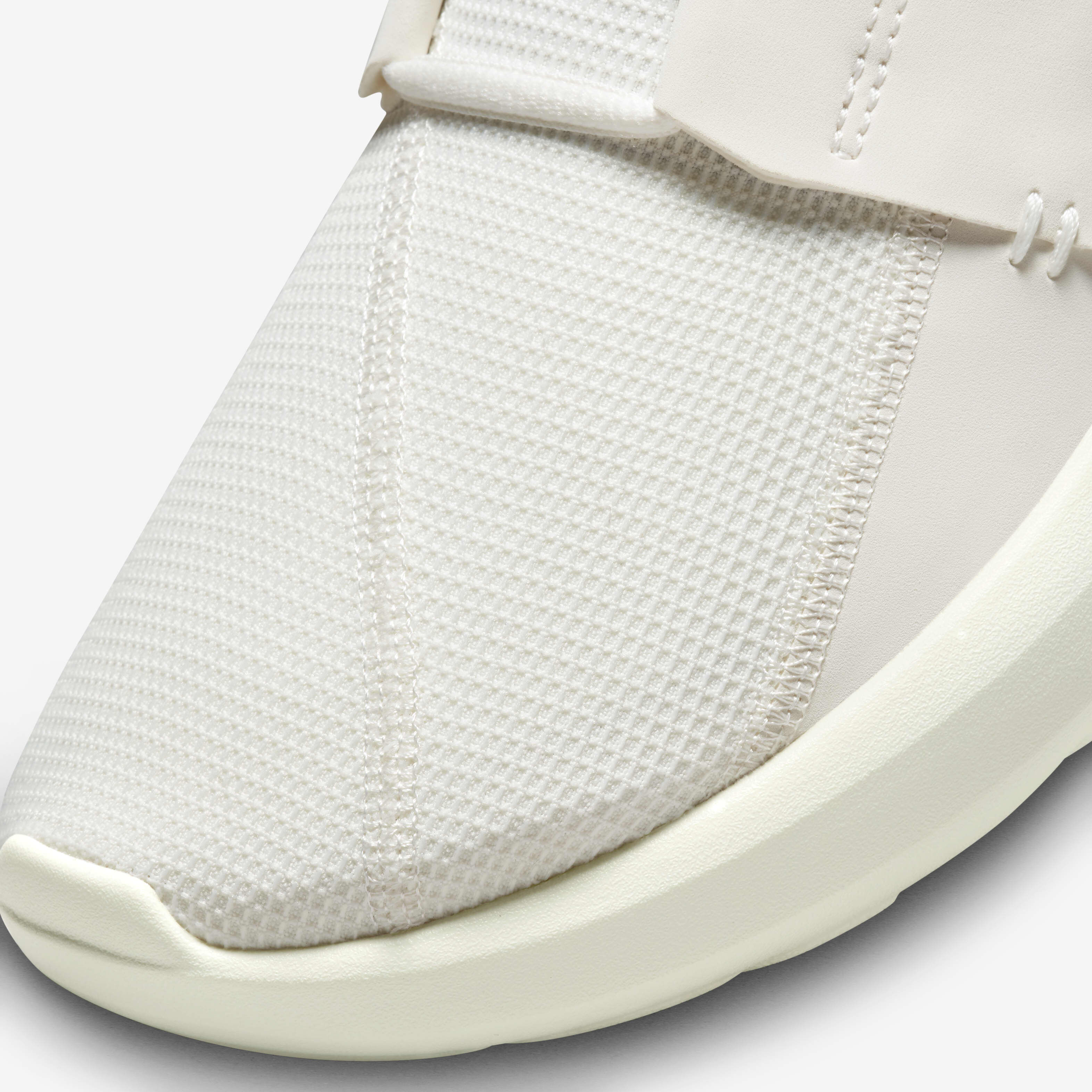 نايكي اي-سيريز AD image number 6