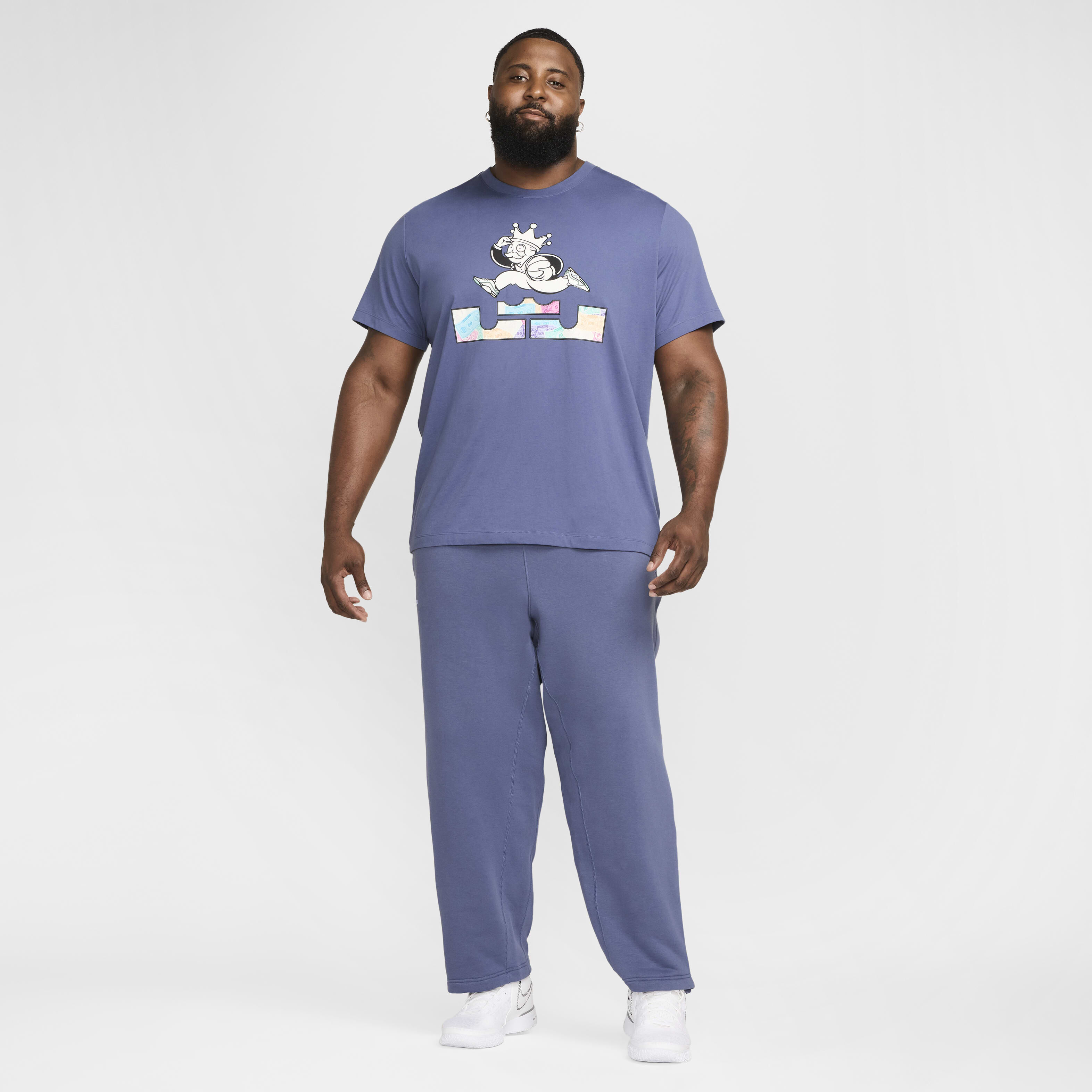 LeBron Standard Issue image number 19