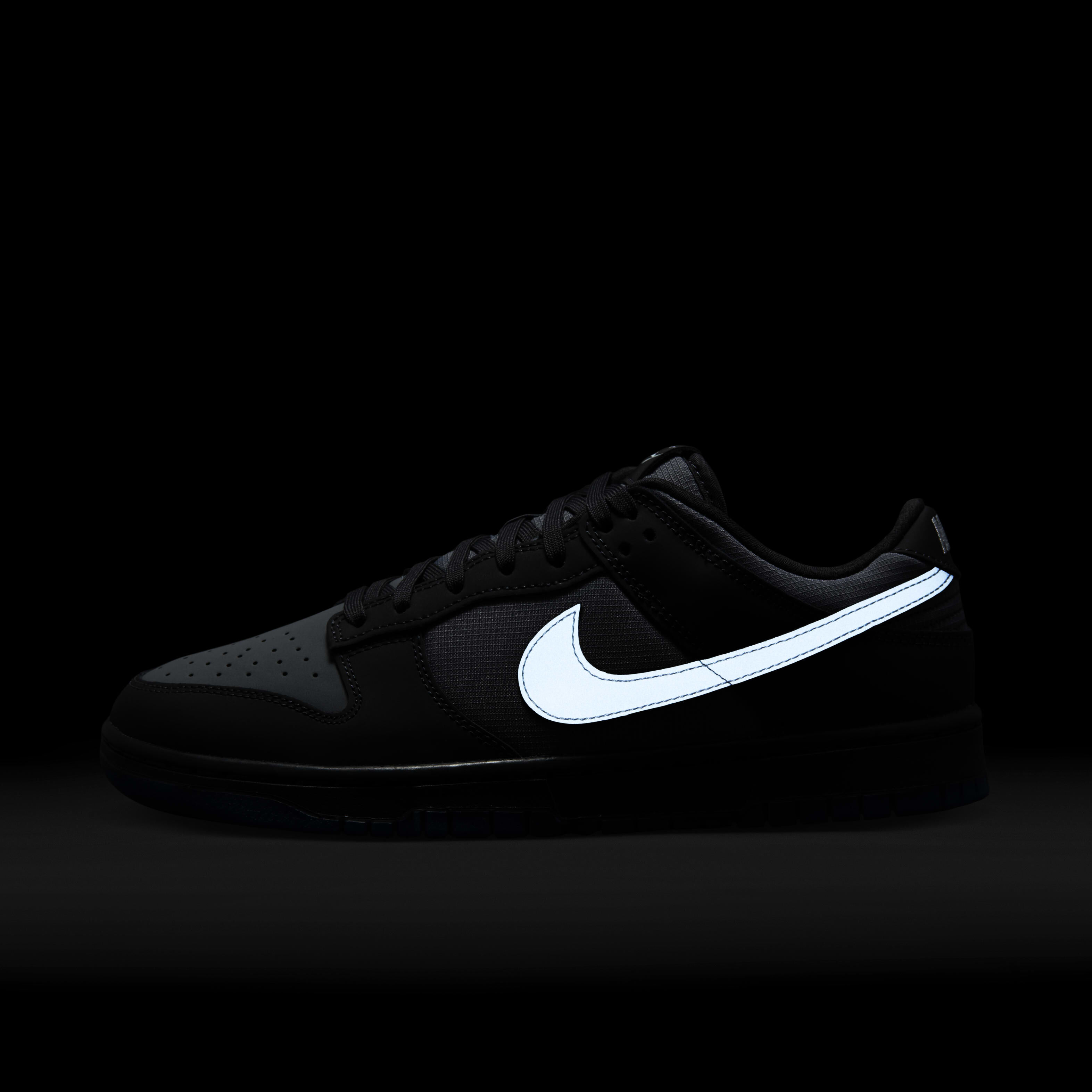 Nike Dunk Low image number 9