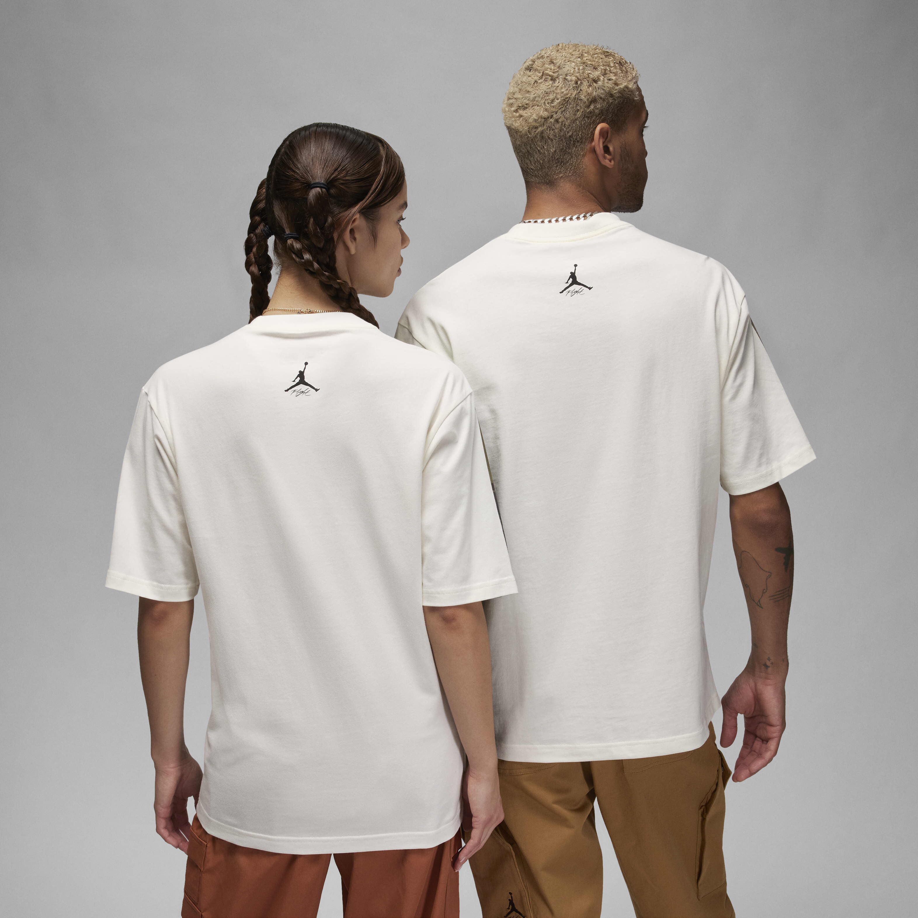 【NIKE】ジョーダン JORDAN FLIGHT HERITAGE Tシャツ Buy Jordan Flight Heritage T-Shirt - Sail/Black | Nike UAE