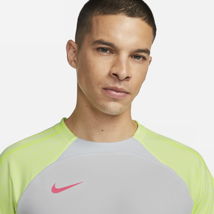 Camiseta nike top vaporknit strike