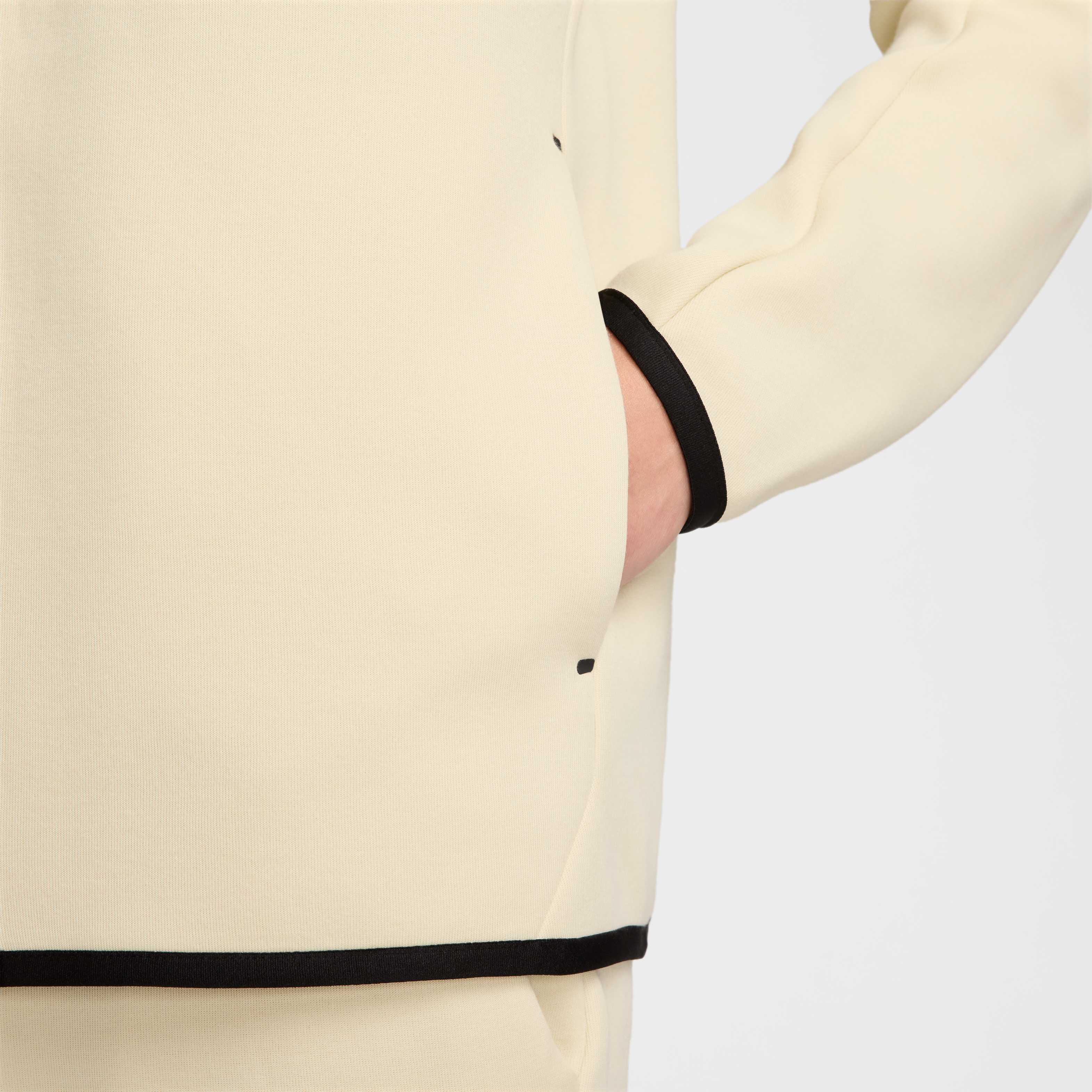 Nike Tech image number 7