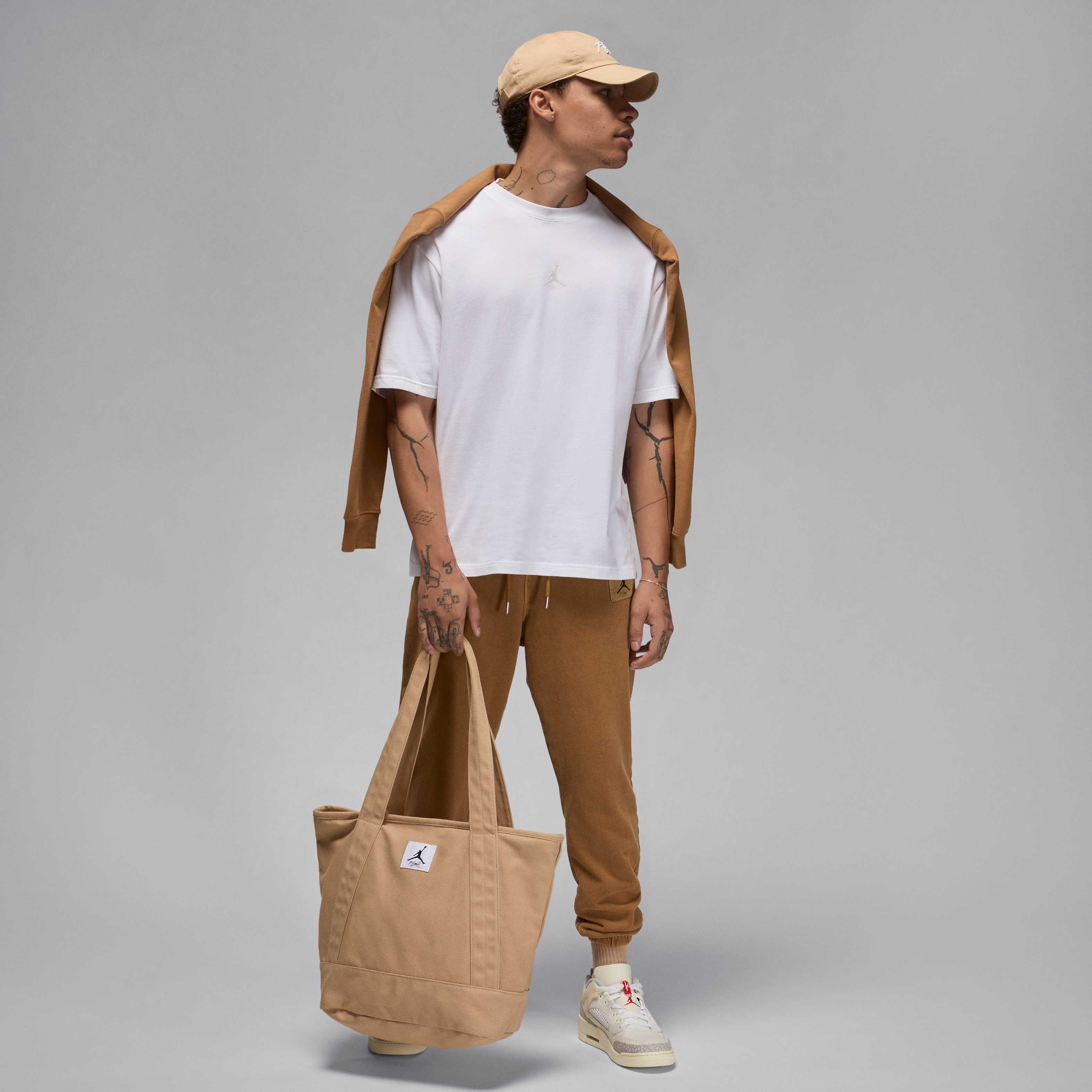 جوردن فلايت ايسنشالز image number 4