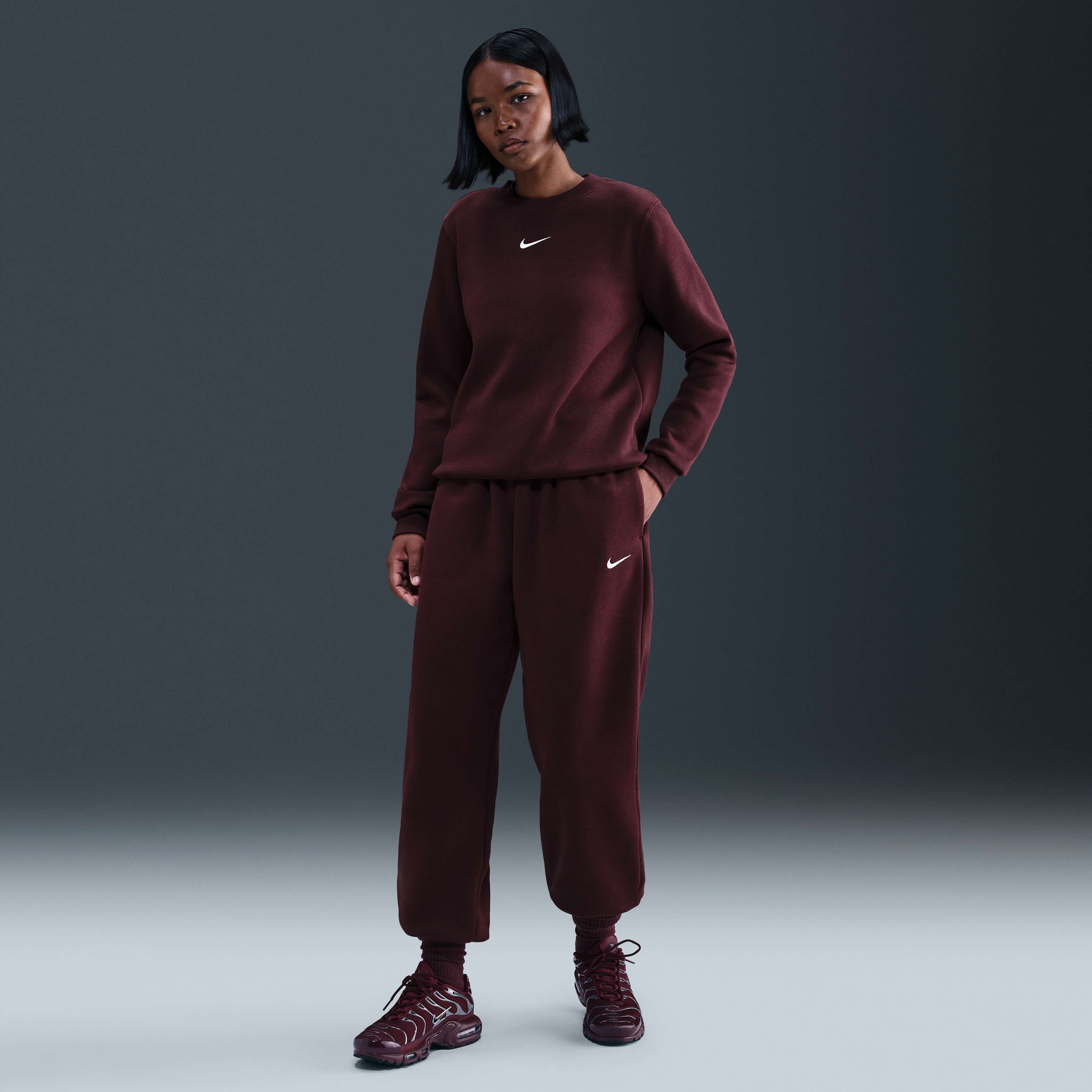 nike tracksuit womens burgundy