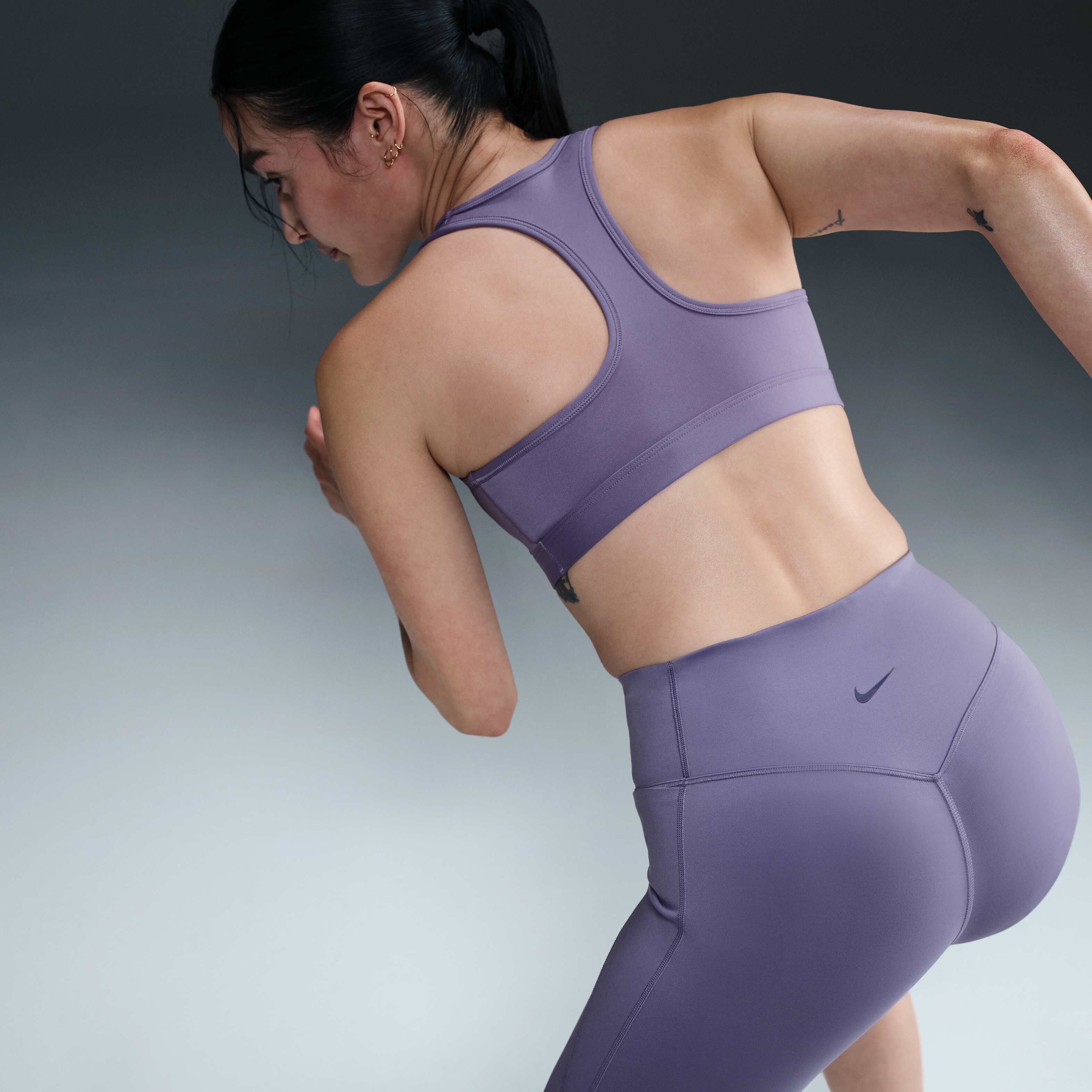 Nike Universa image number 4