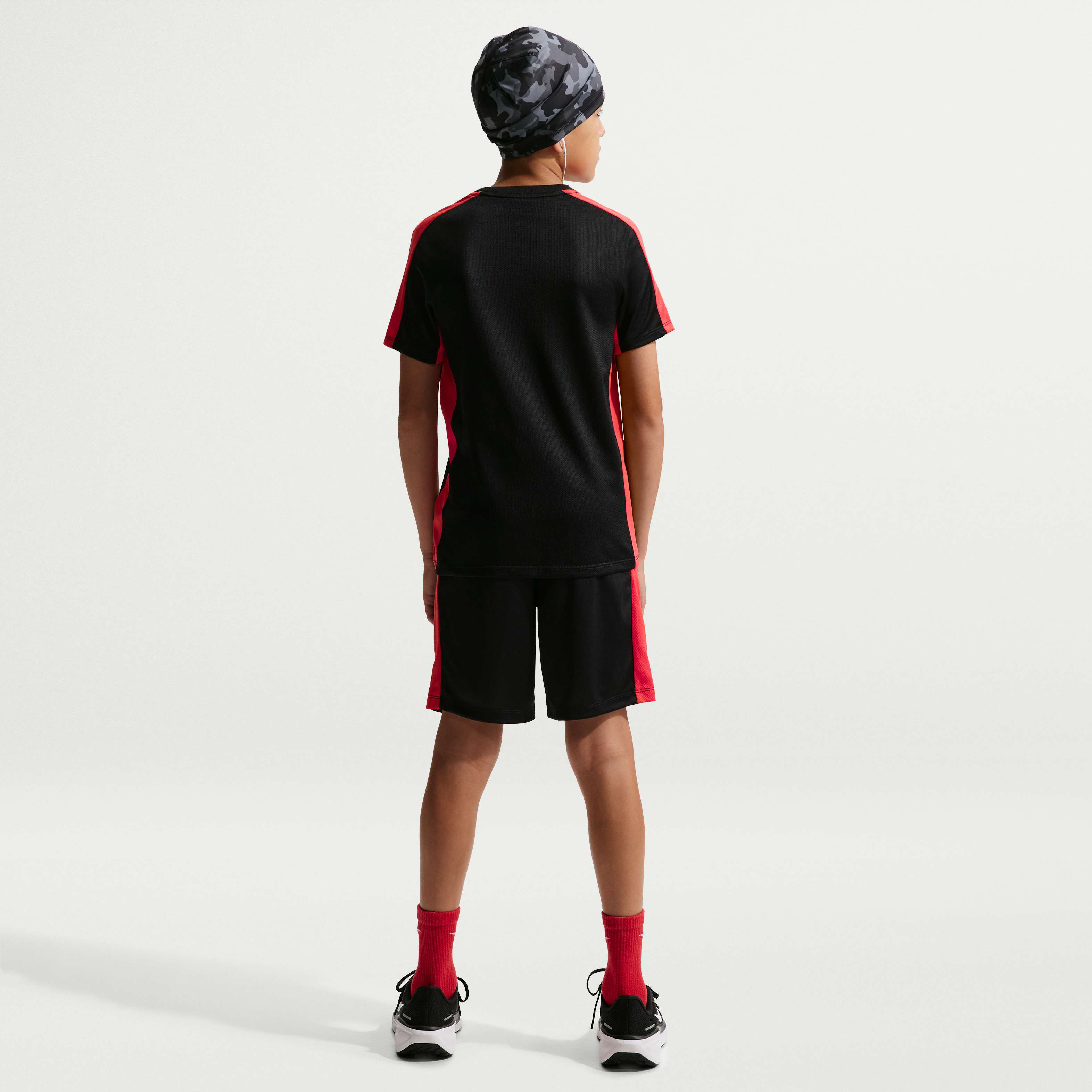 Nike Trophy23 image number 4